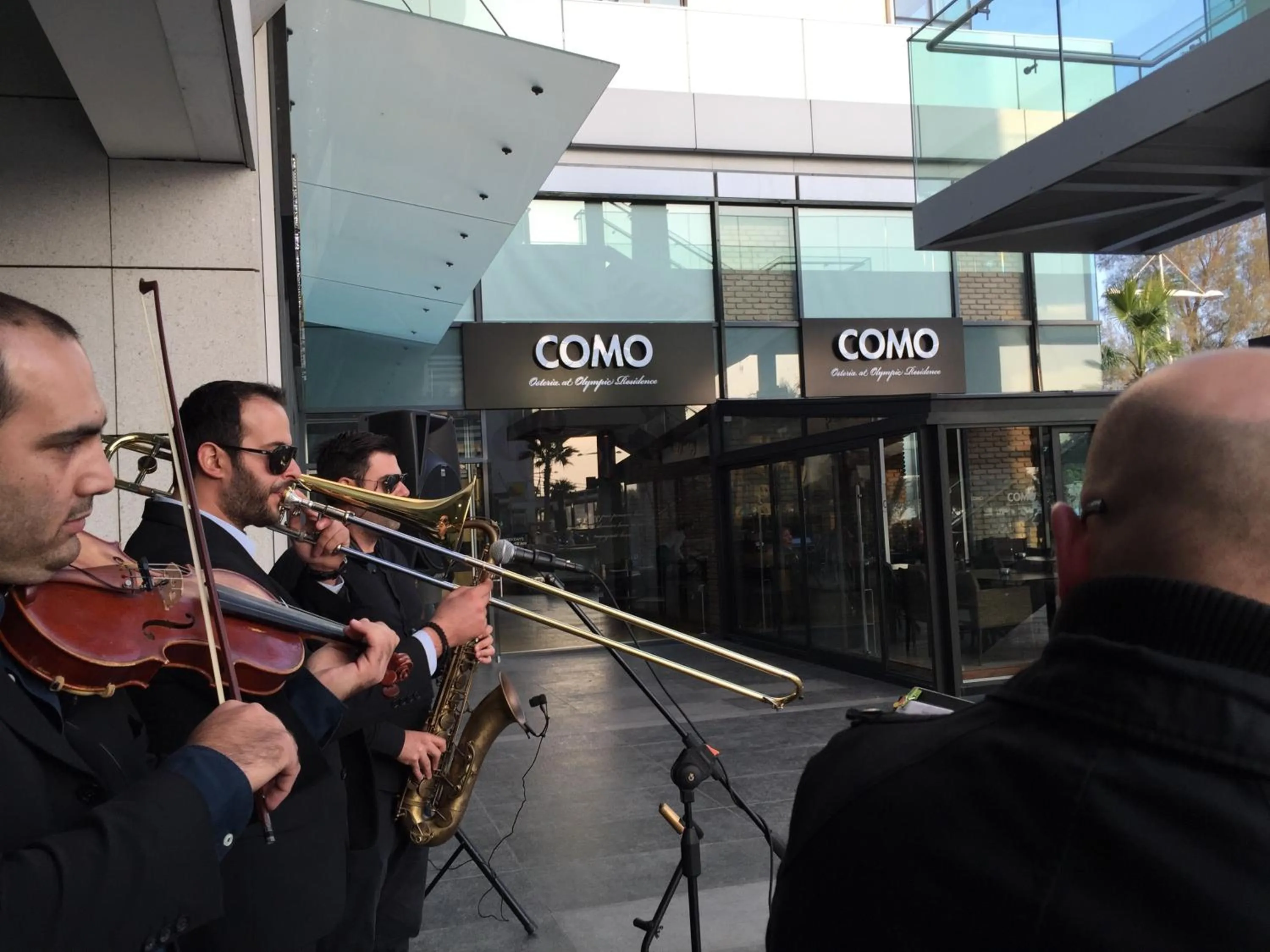 Entertainment in Olympic Residence Deluxe Apartments