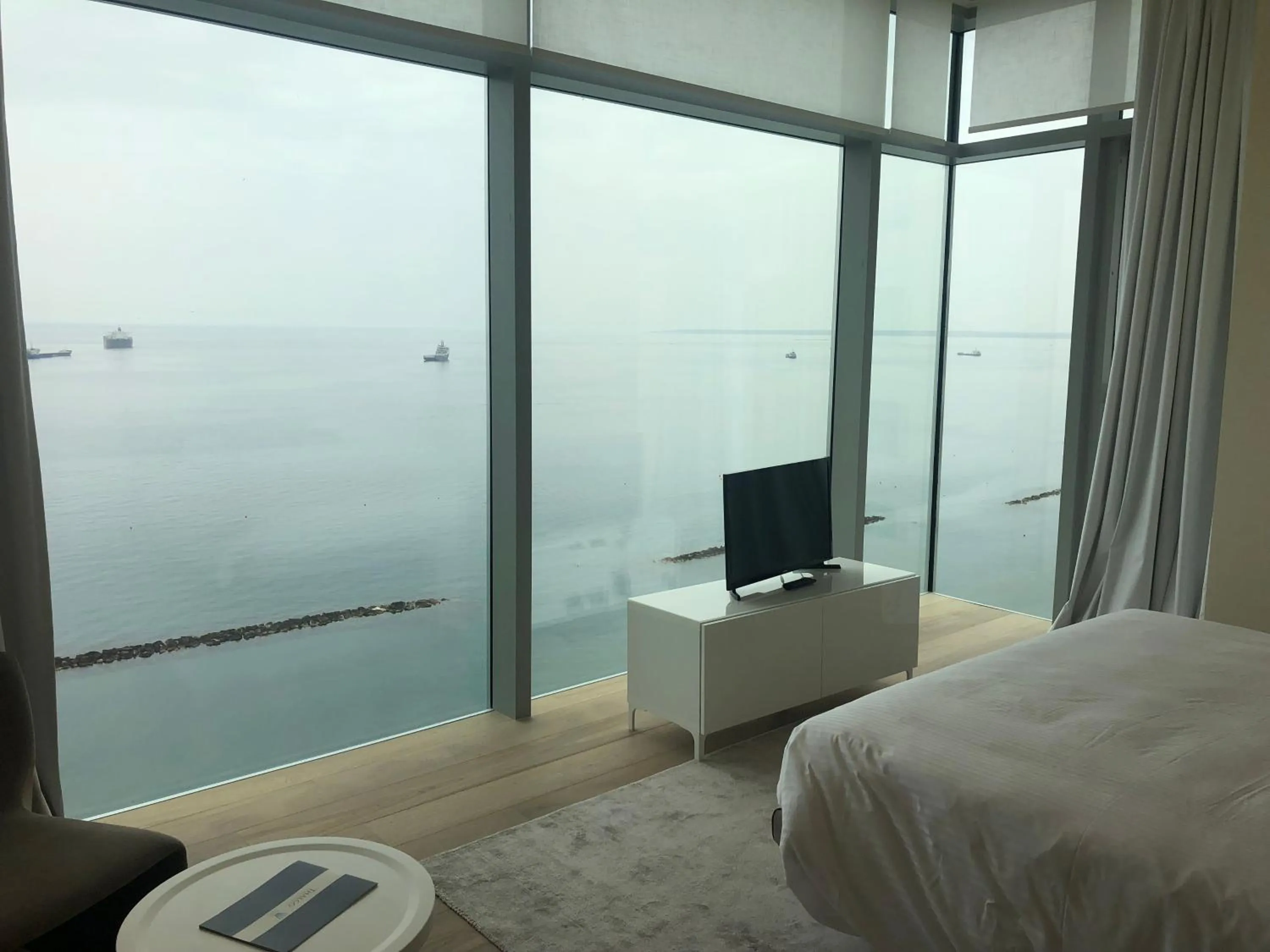Bathroom, Bed in Olympic Residence Deluxe Apartments
