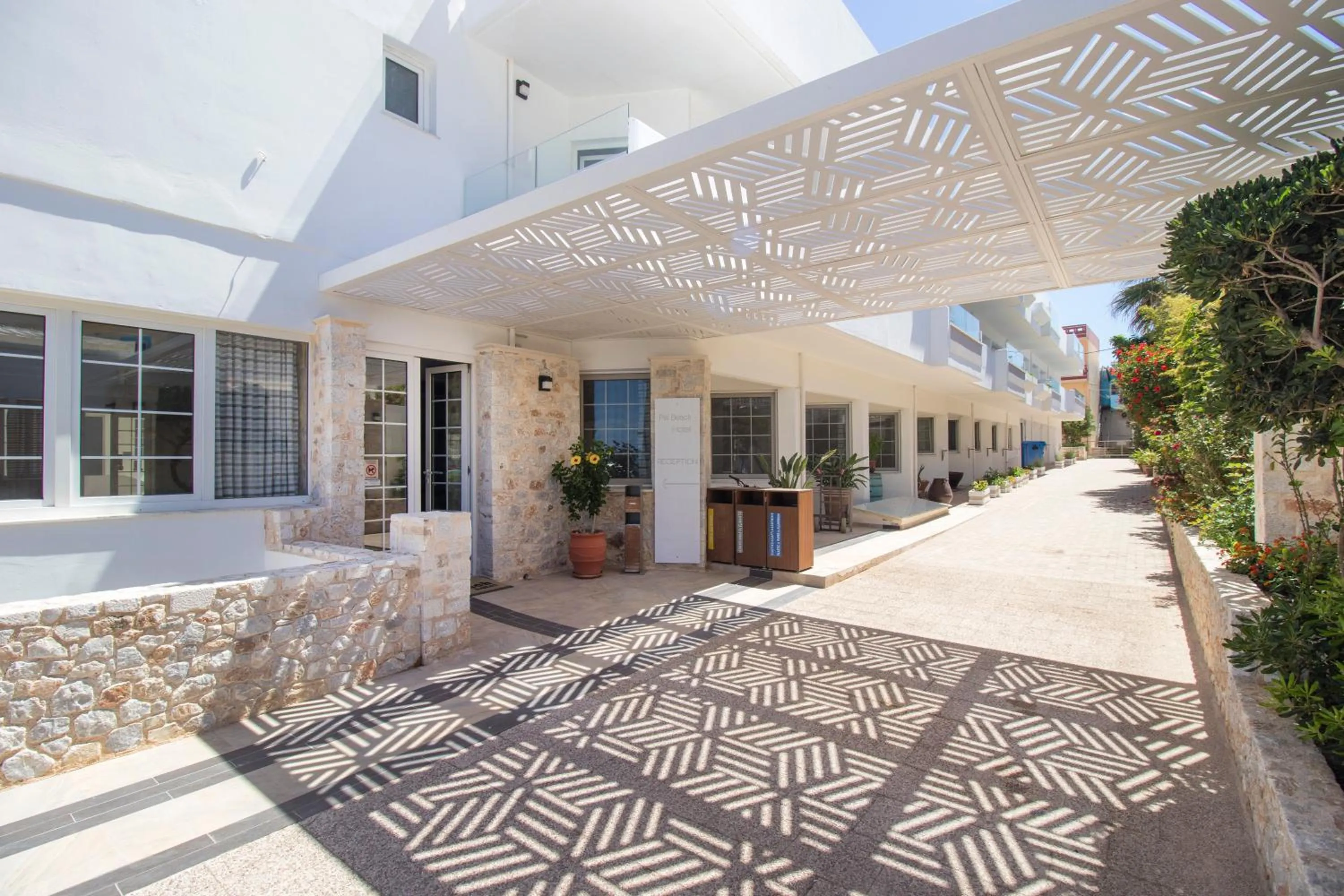 Property building in Pal Beach