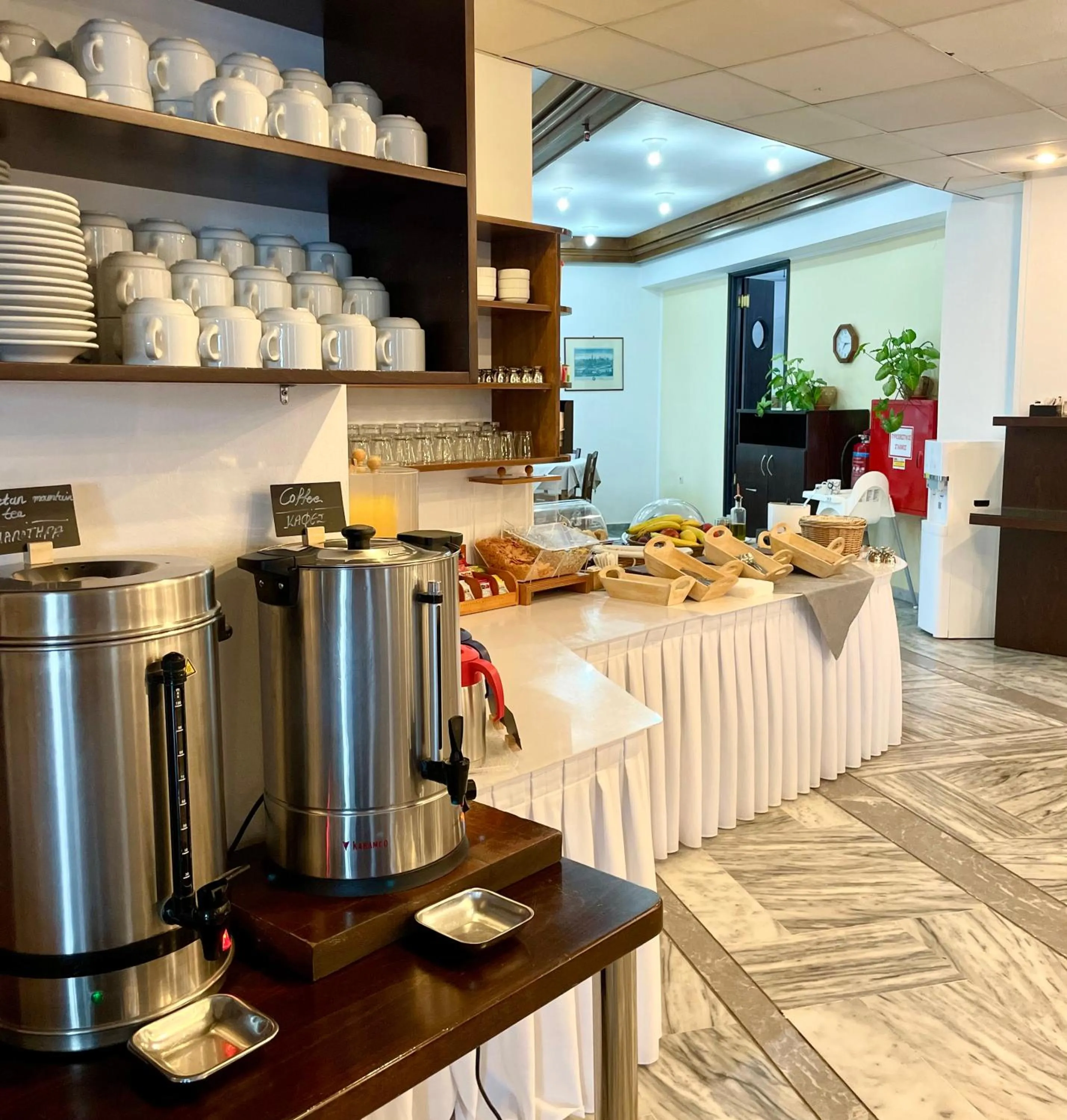 Coffee/tea facilities in Pal Beach