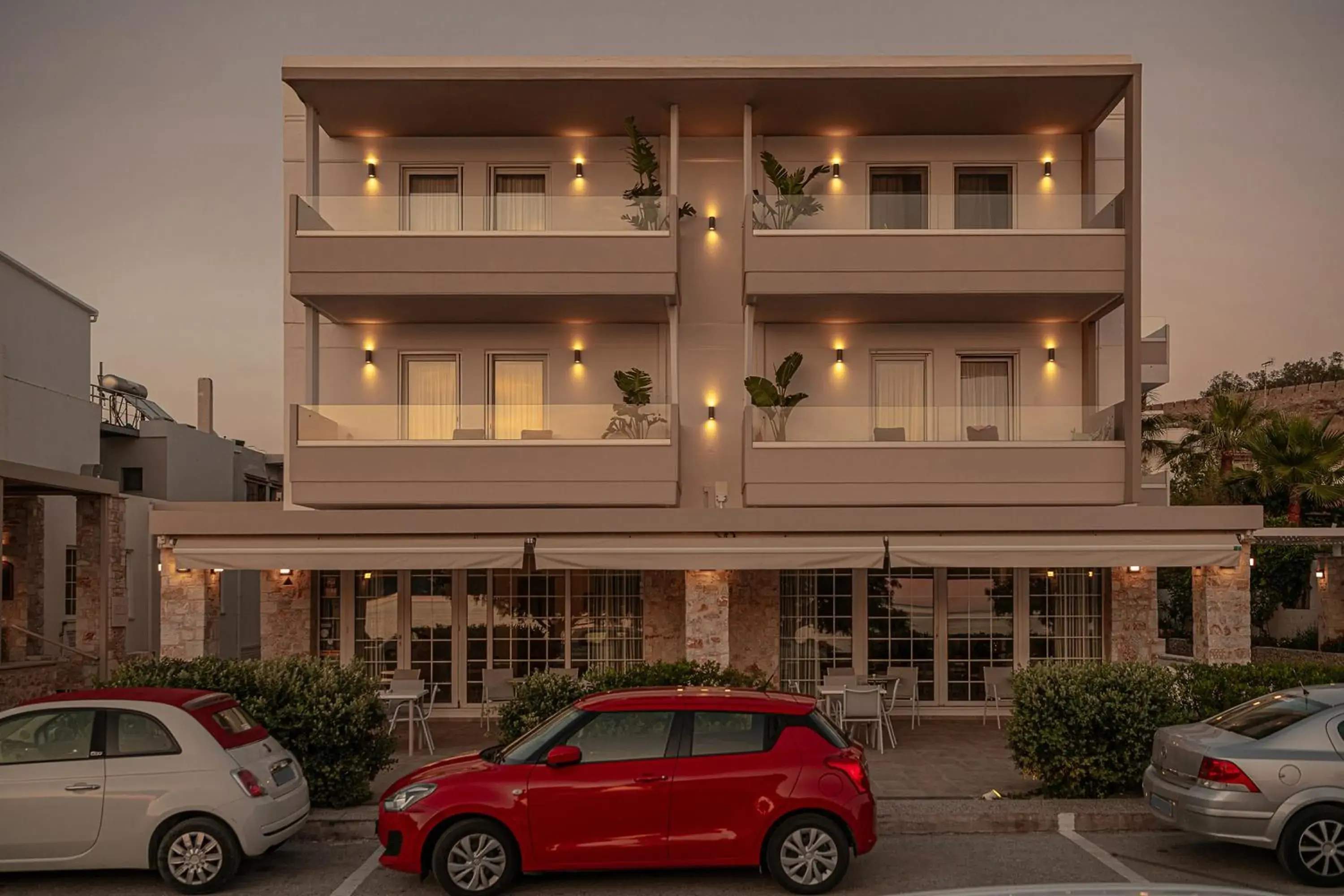 Property building in Pal Beach Property building in Pal Beach