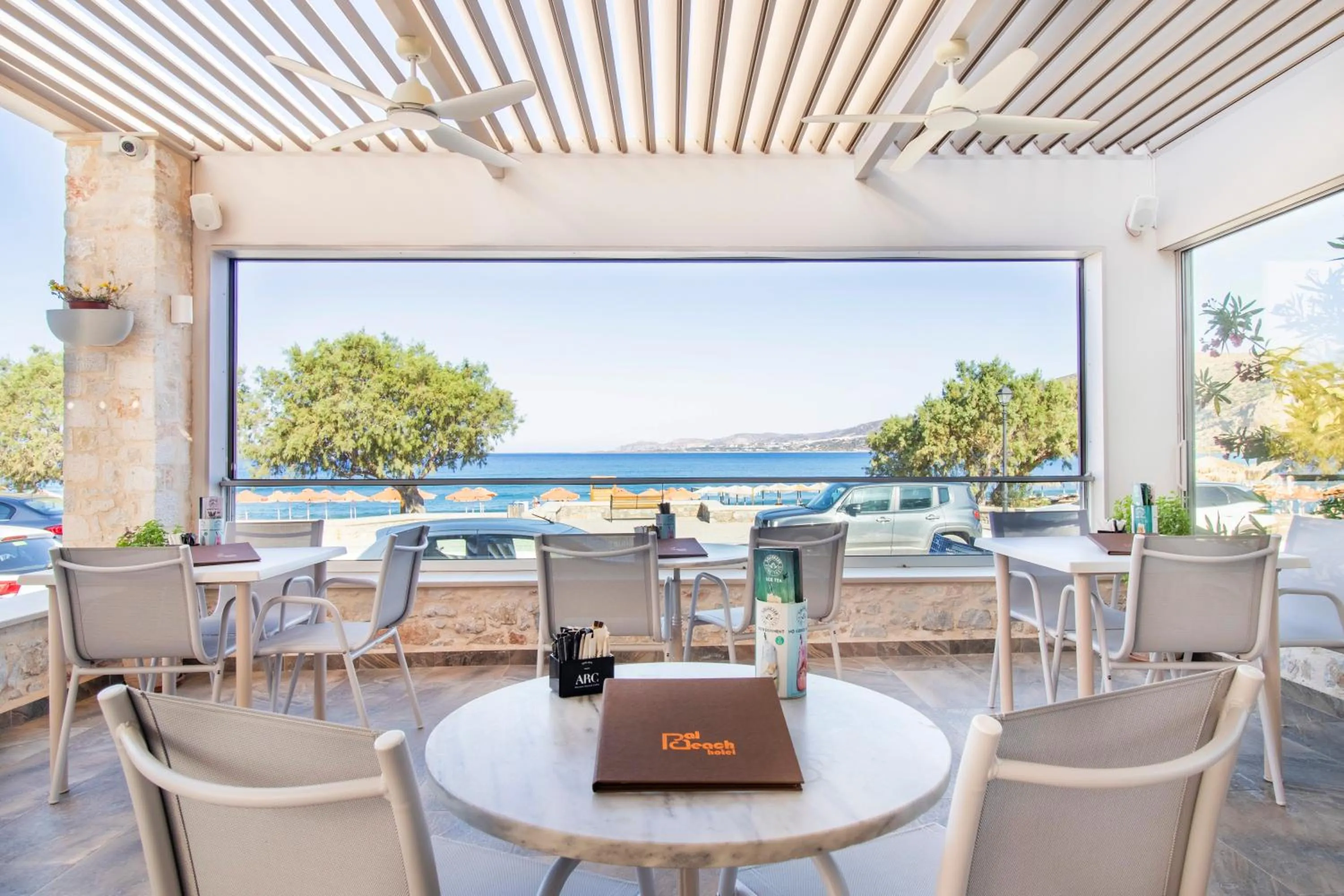 Restaurant/places to eat in Pal Beach