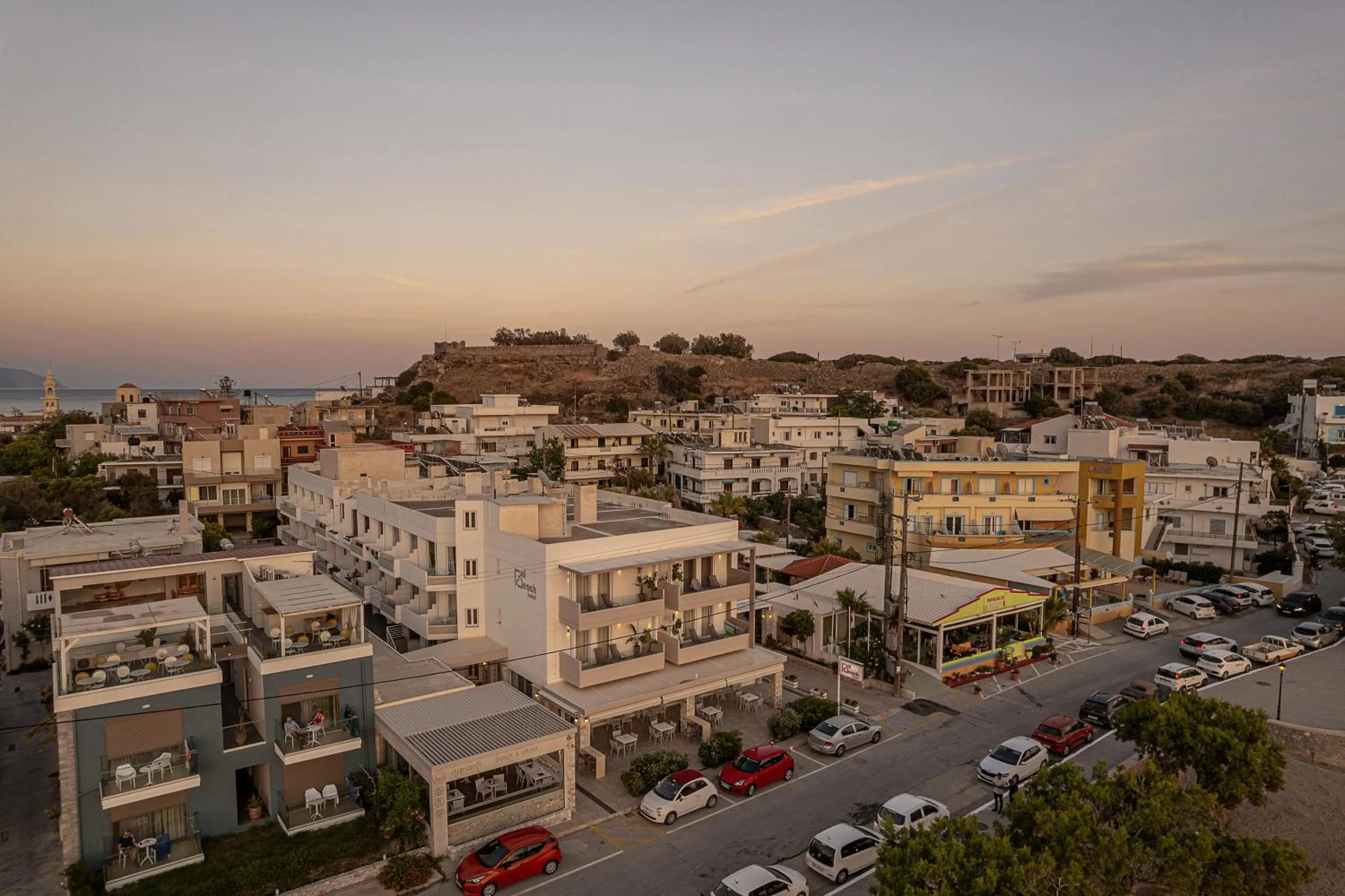 Property building in Pal Beach