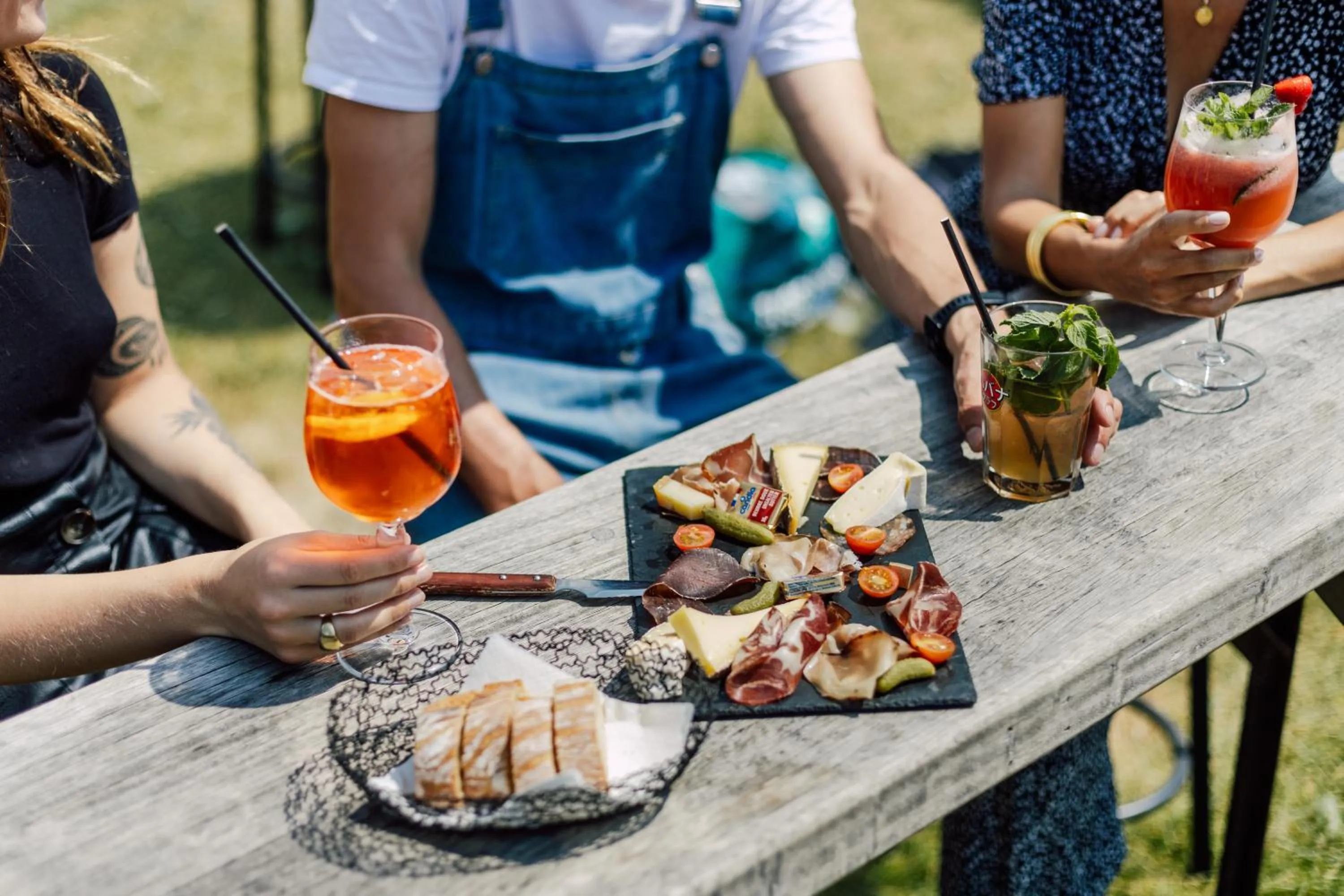 Restaurant/places to eat in Bellevue