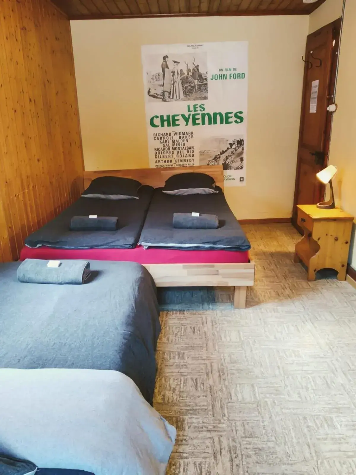 Triple Room with Mountain View in Hôtel Pension du Lac Bleu Triple Room with Mountain View in Hôtel Pension du Lac Bleu