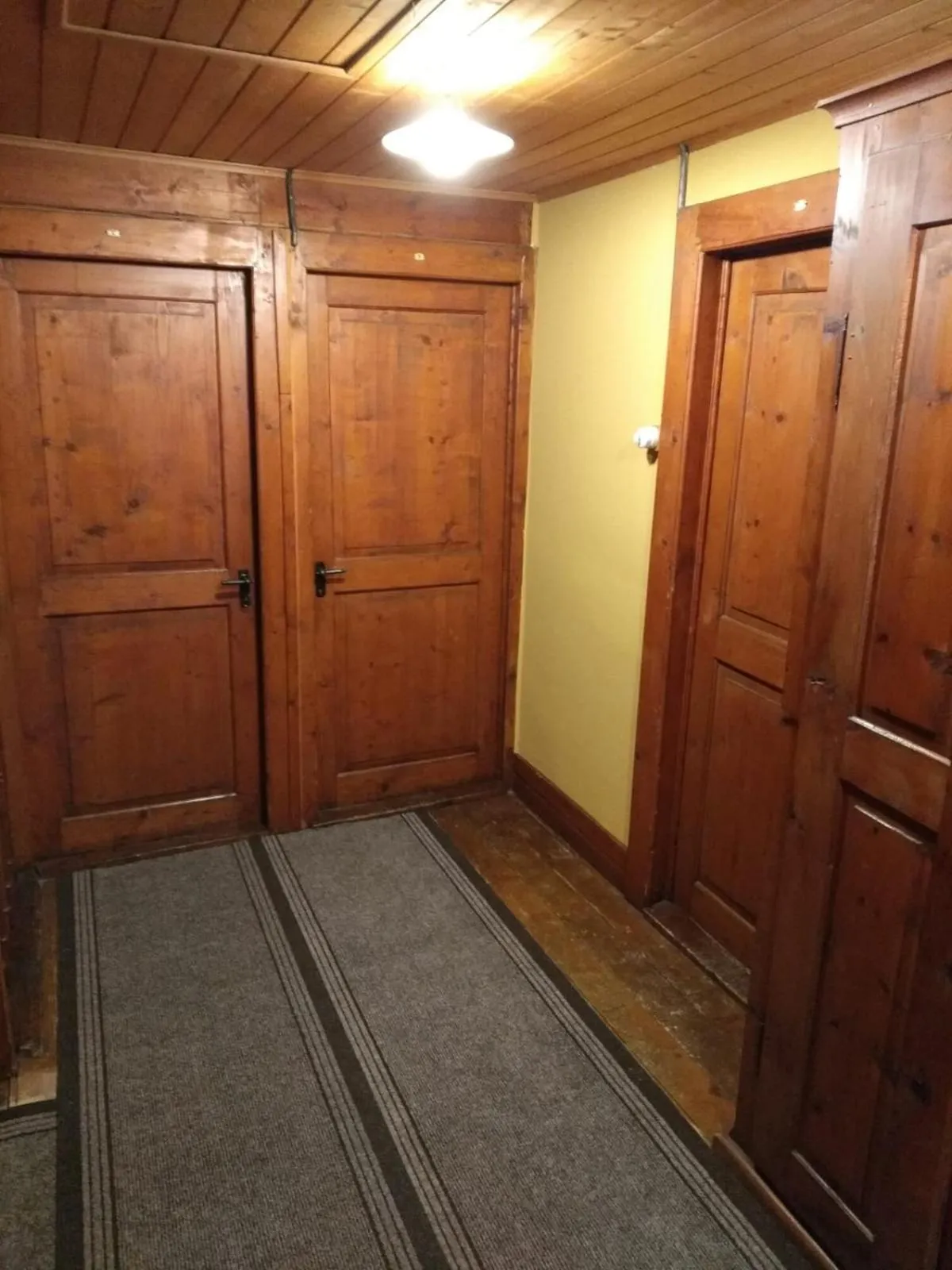 Property building in Hôtel Pension du Lac Bleu