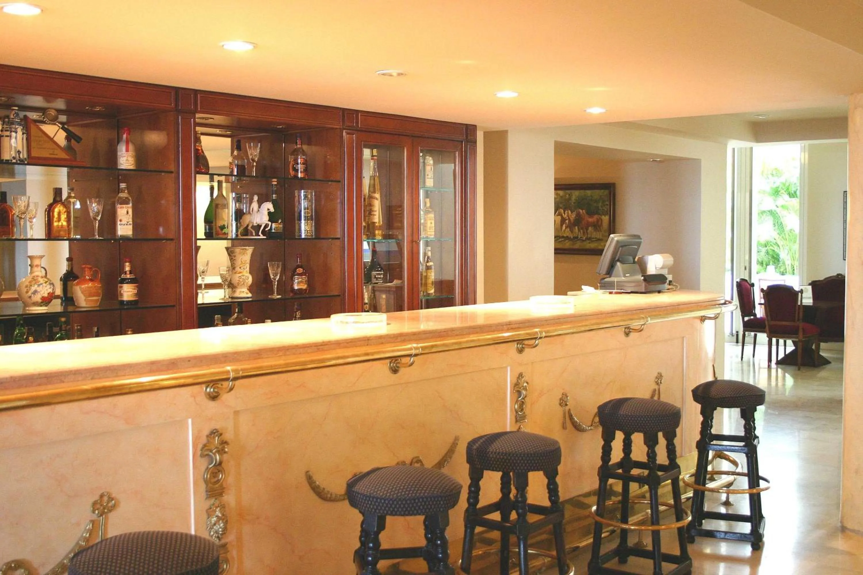 Lounge or bar in Hermitage Hotel