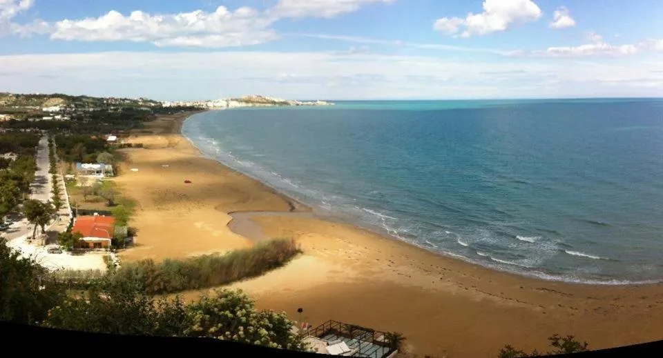 Day in Villaggio San Pablo