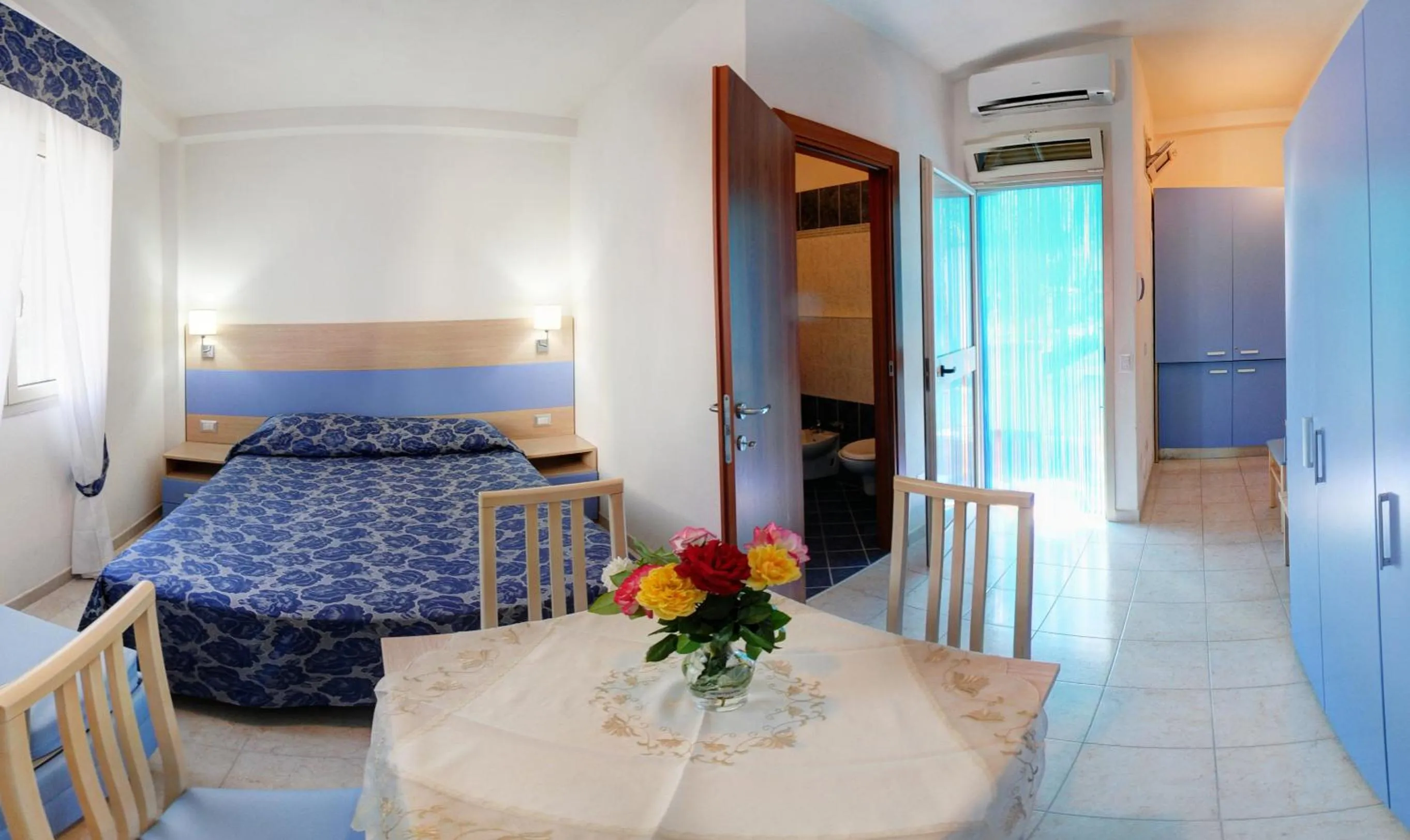 Photo of the whole room in Villaggio San Pablo