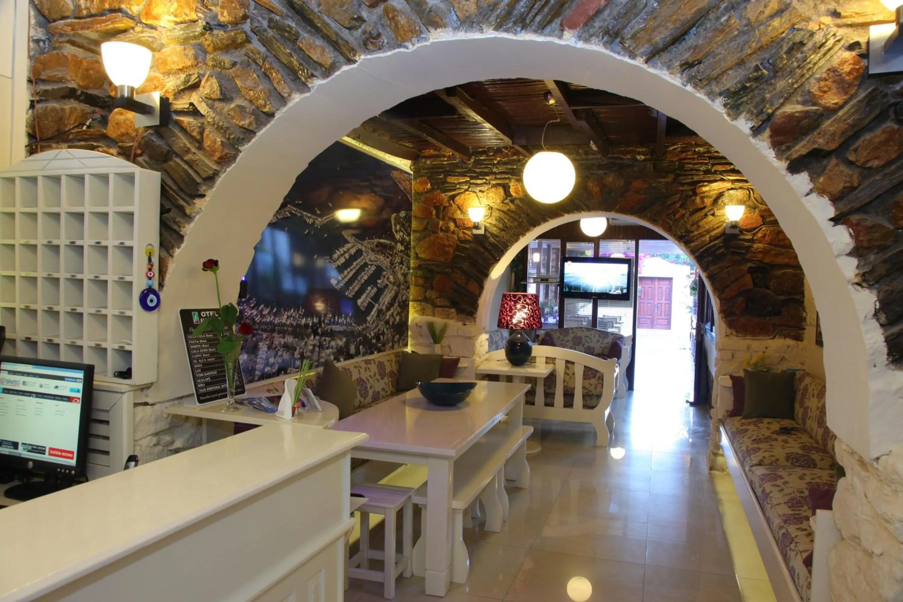 Lobby or reception in Albatros Hotel