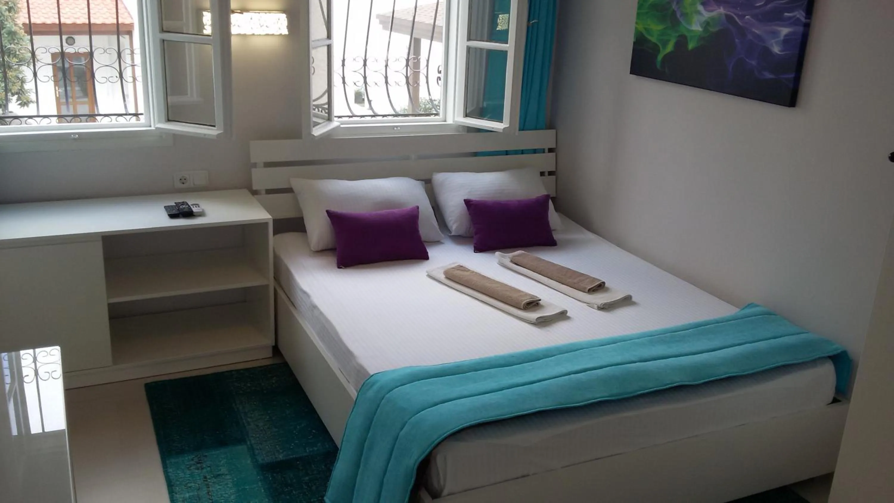 Bedroom in Albatros Hotel