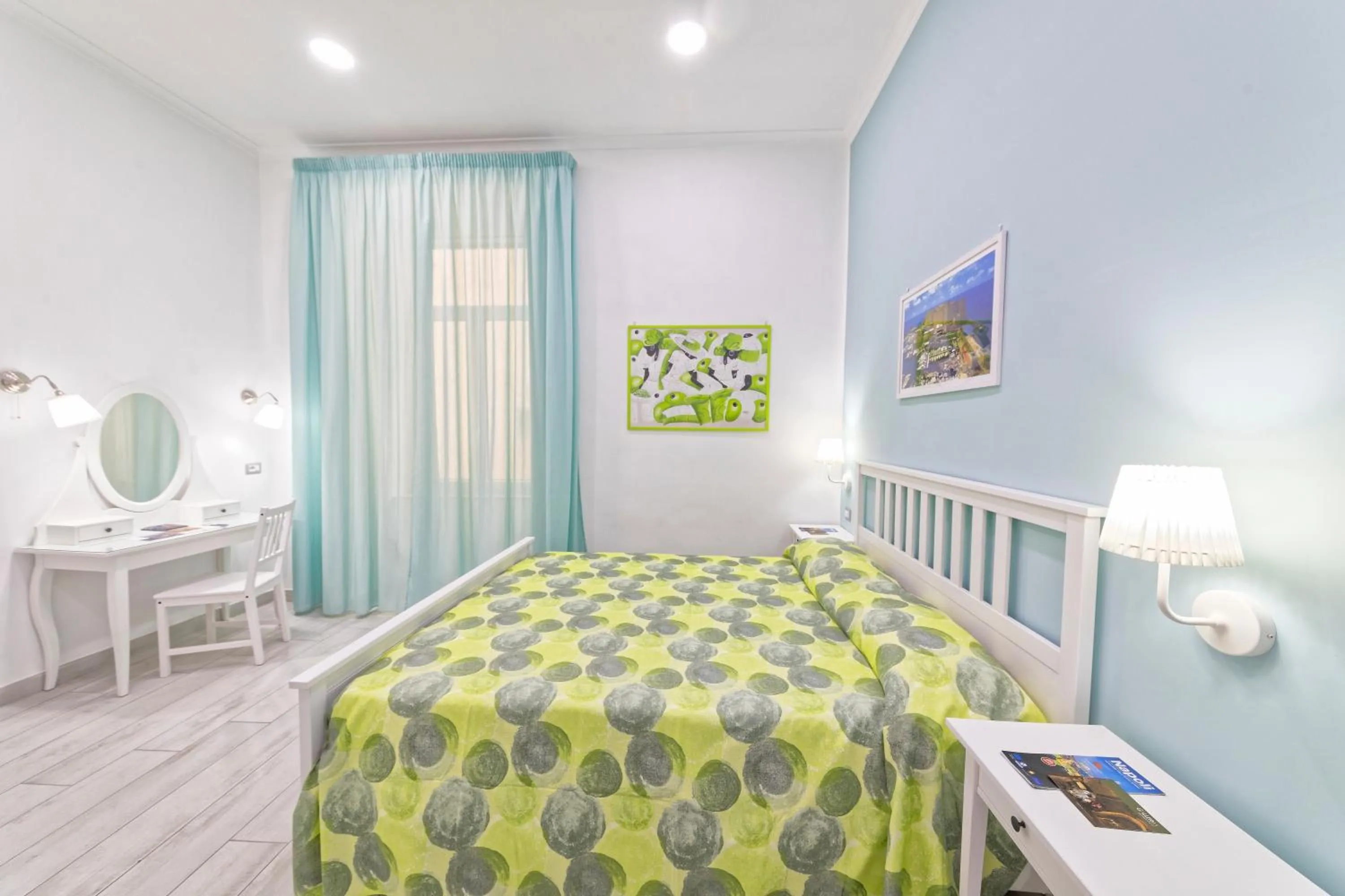 Bed in B&B Rest a Napoli