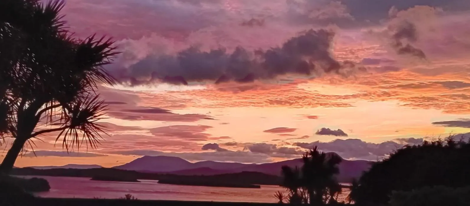 Sunset in Edencrest B&B