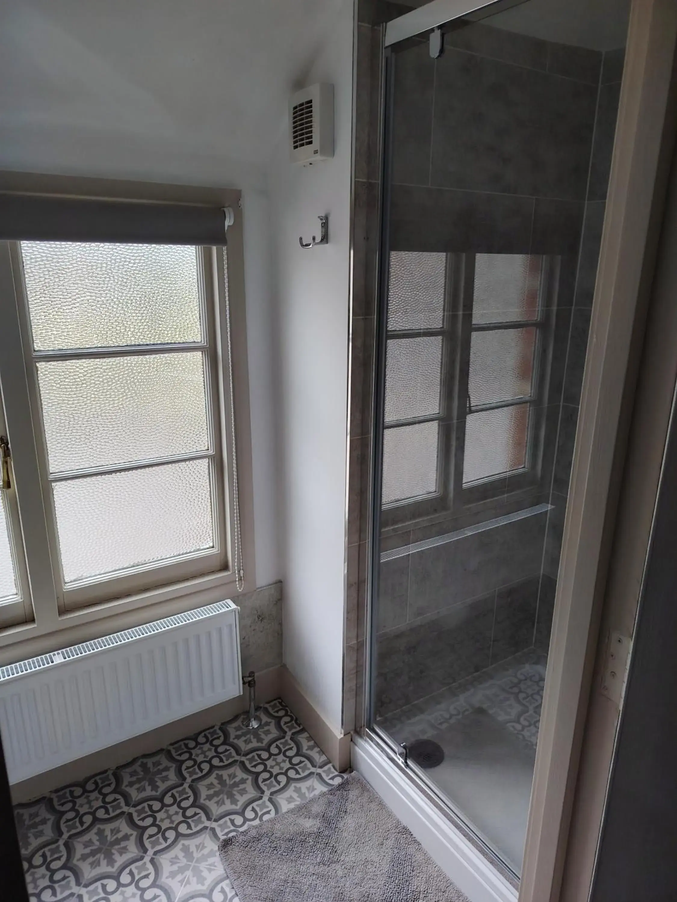 Double Room - single occupancy in The Wheatsheaf Double Room - single occupancy in The Wheatsheaf