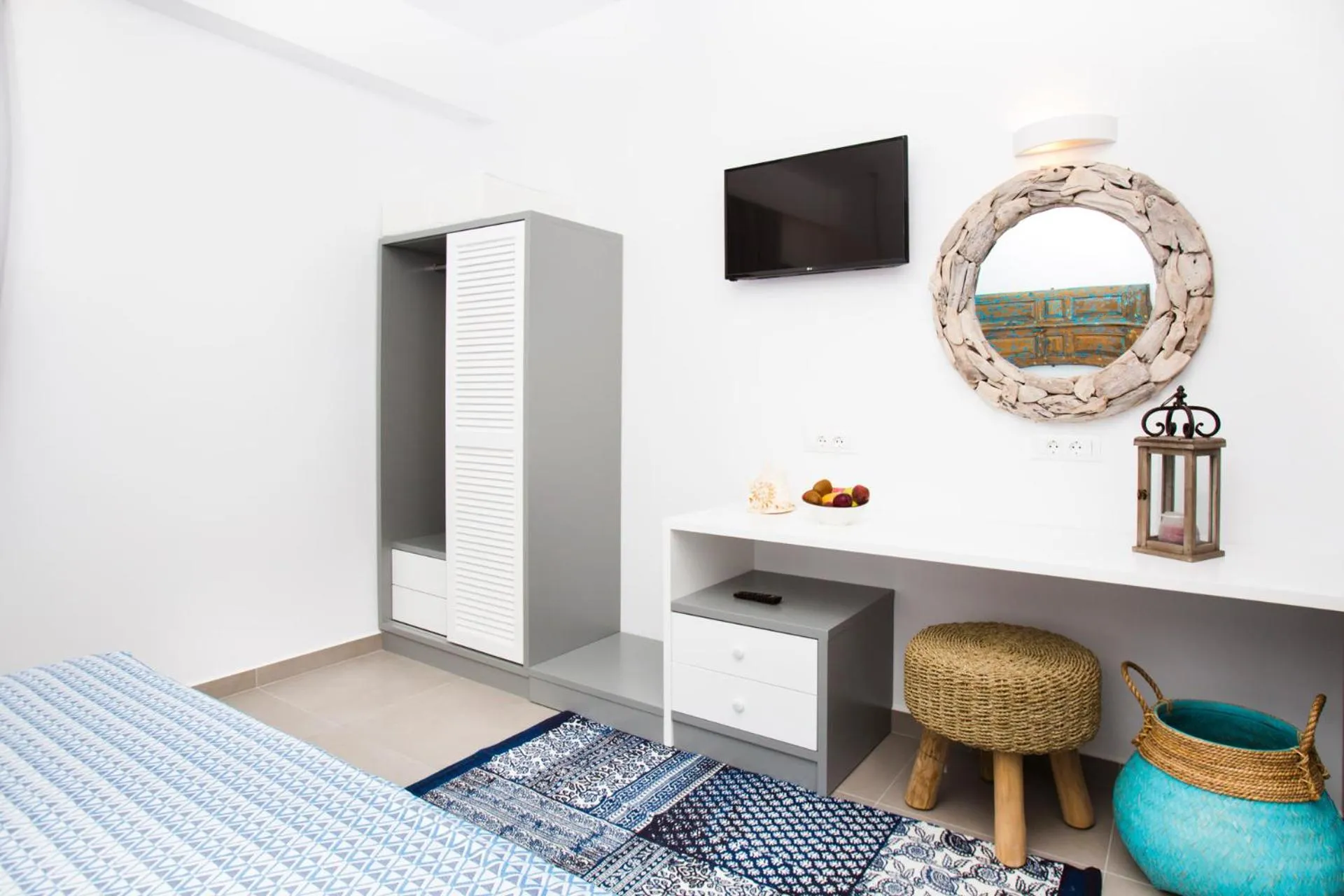 TV and multimedia, Bed in Lindos Portes Suites - Adults Only