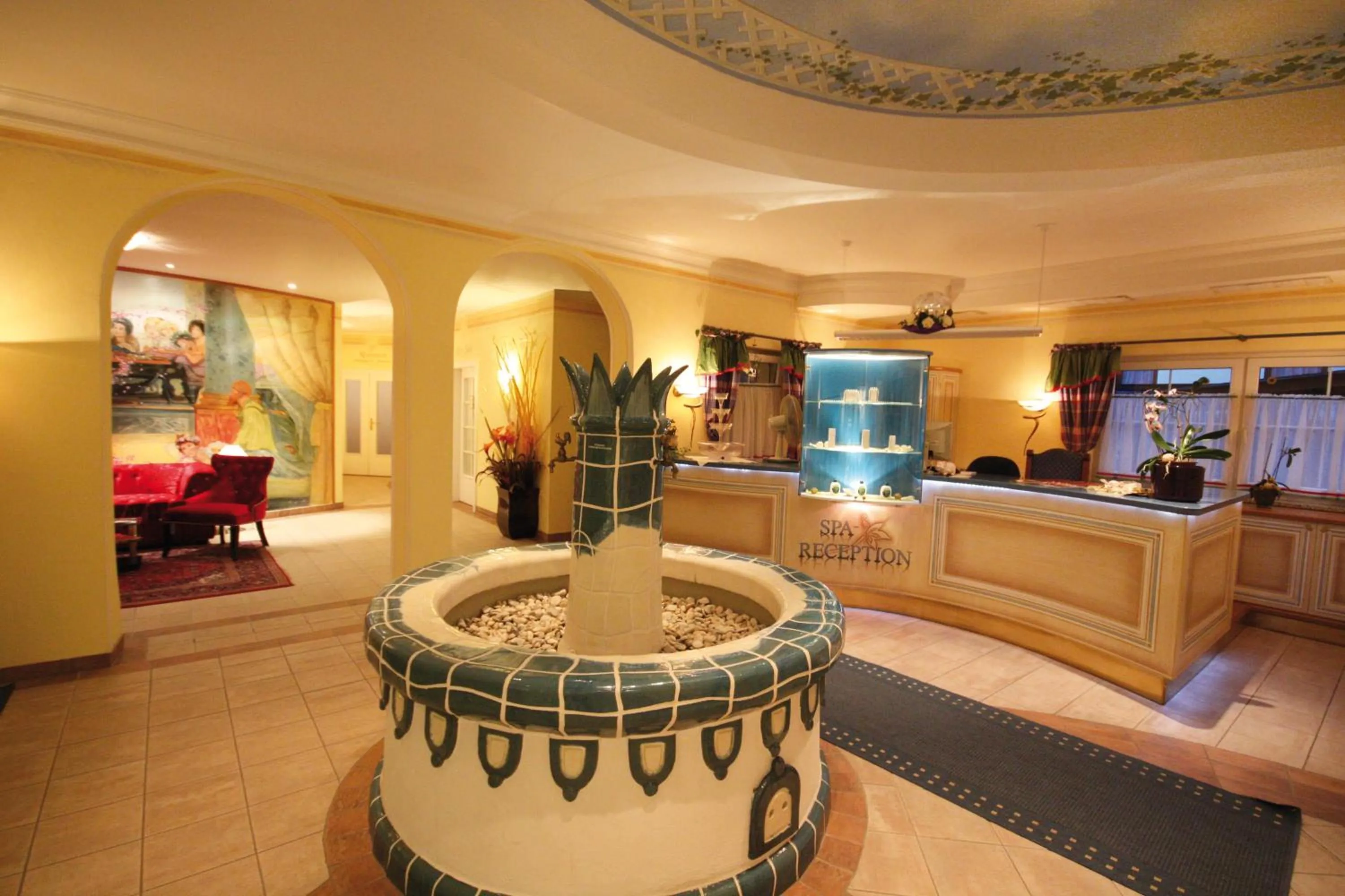 Spa and wellness centre/facilities in Schlosshotel Lacknerhof