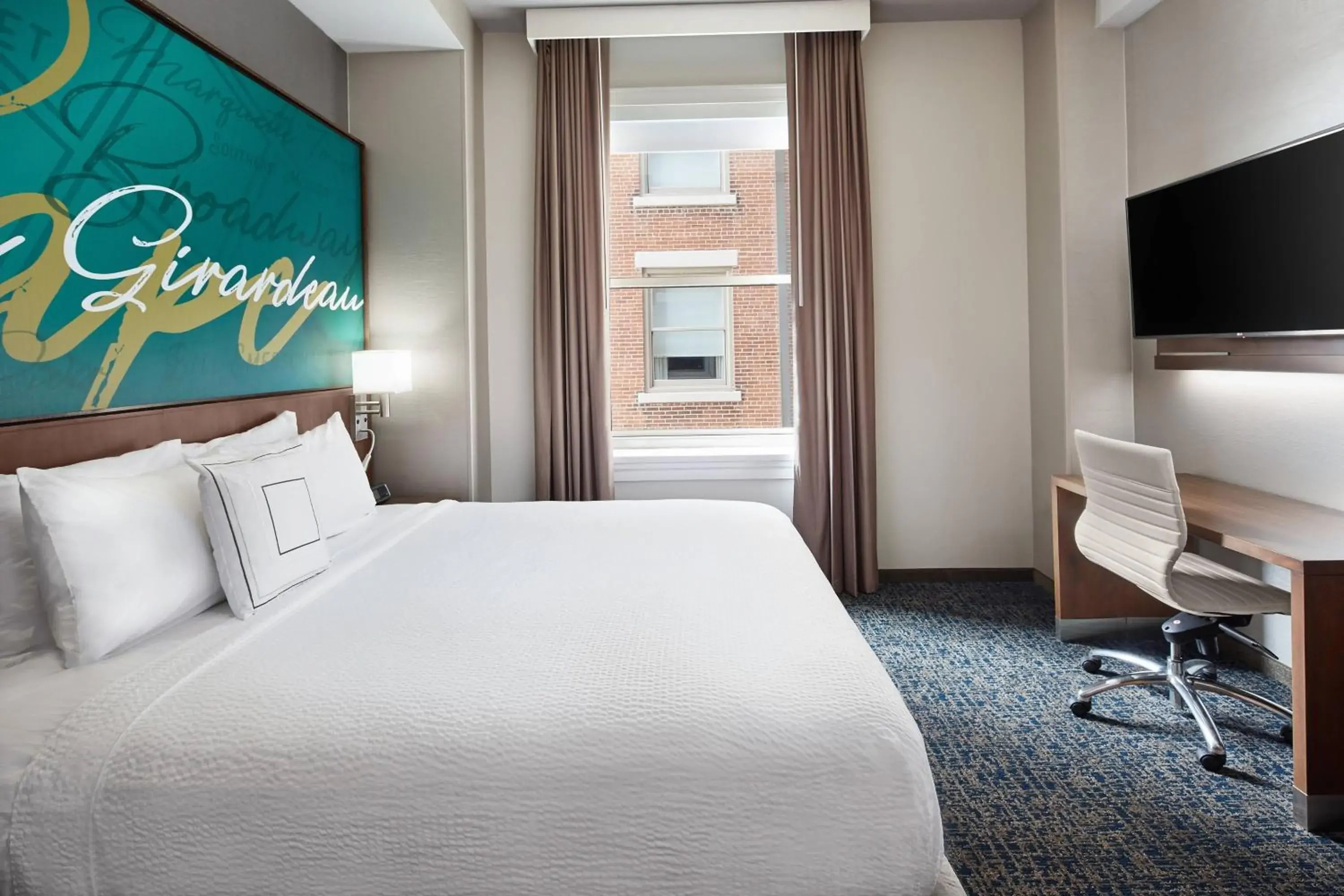 King Room in Courtyard by Marriott Cape Girardeau Downtown King Room in Courtyard by Marriott Cape Girardeau Downtown