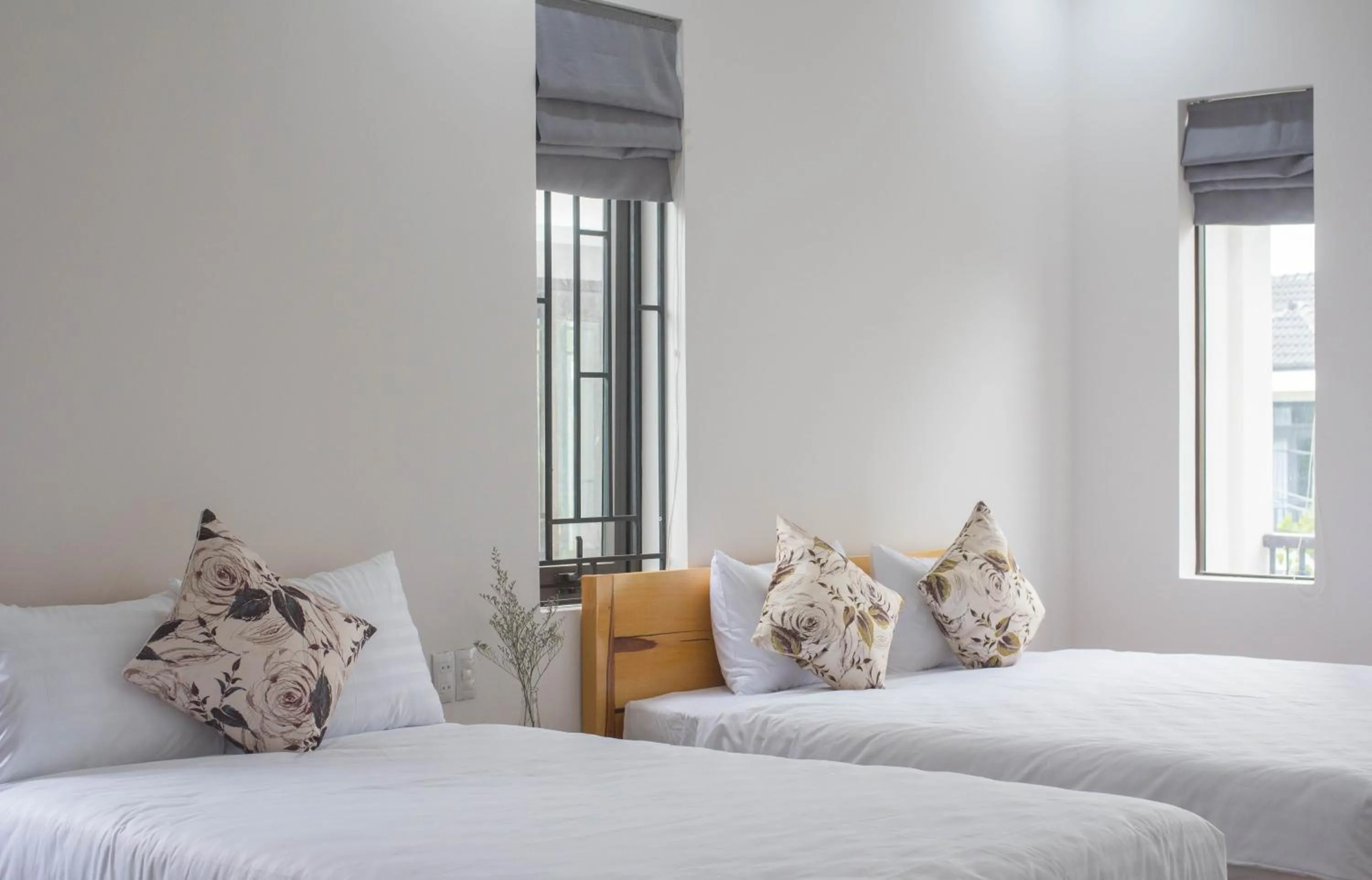 Photo of the whole room, Bed in Yen villa Hội An