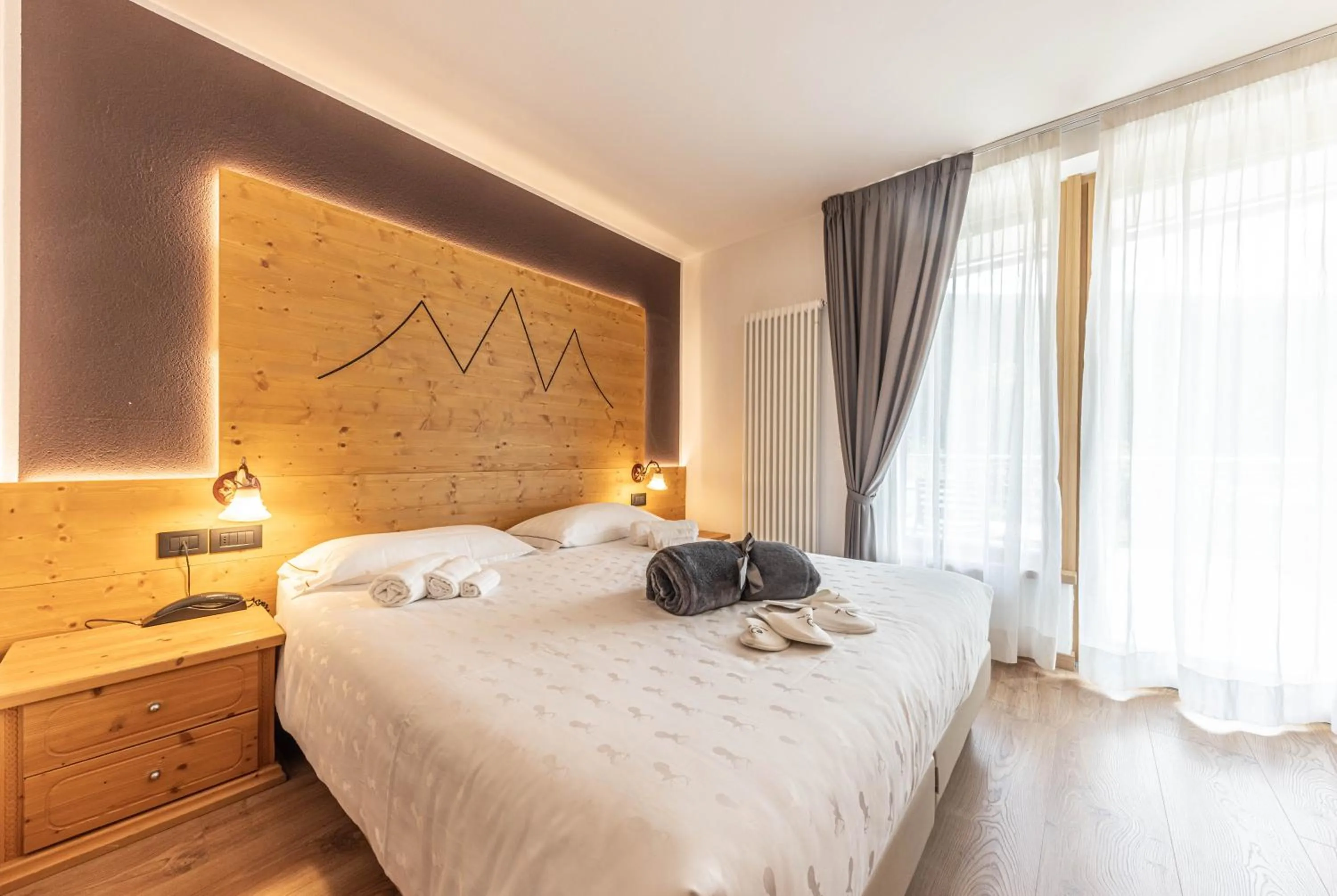 Bed in Hotel La Perla