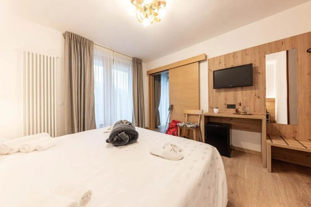 Bed in Hotel La Perla