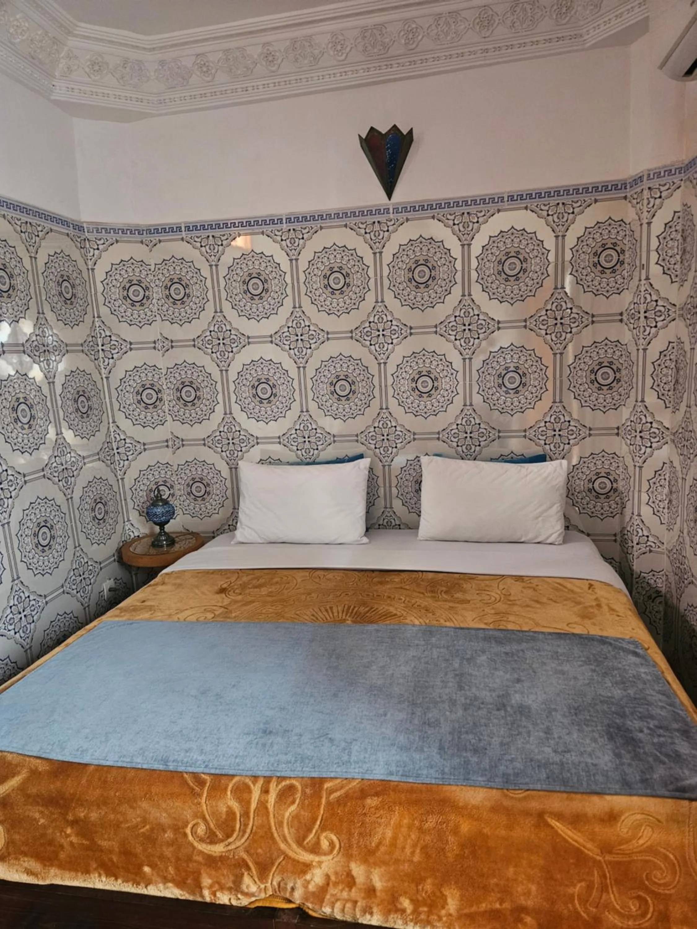 Bed in Dar Dikrayat