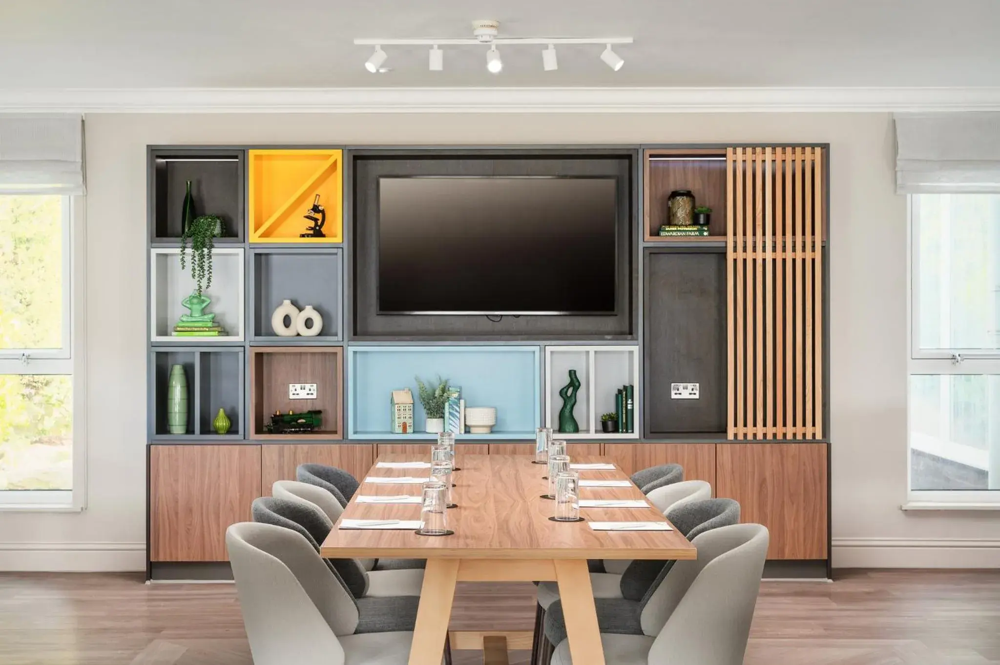 Restaurant/places to eat in Holiday Inn Derby/Nottingham by IHG Restaurant/places to eat in Holiday Inn Derby/Nottingham by IHG