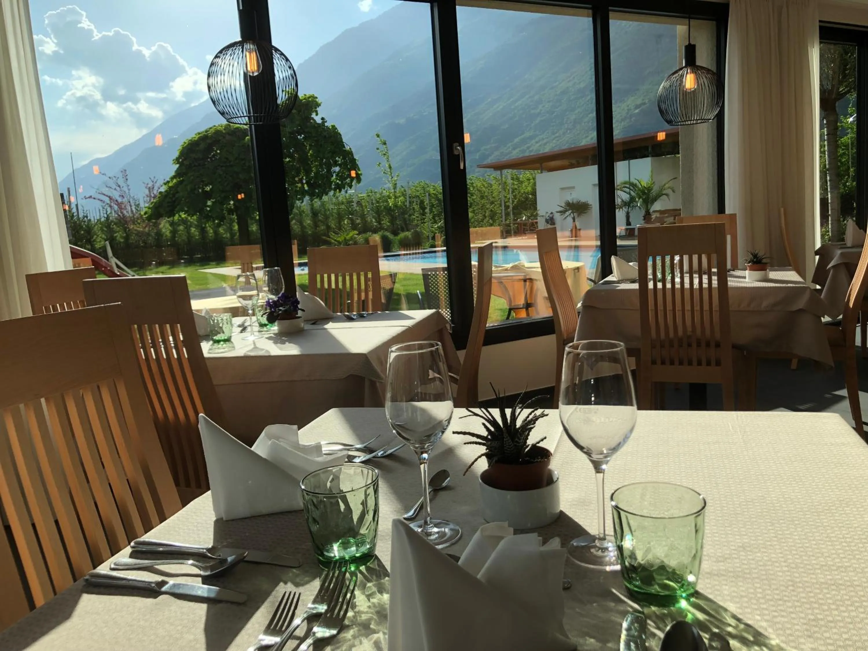 Restaurant/places to eat in Hotel Untermelz