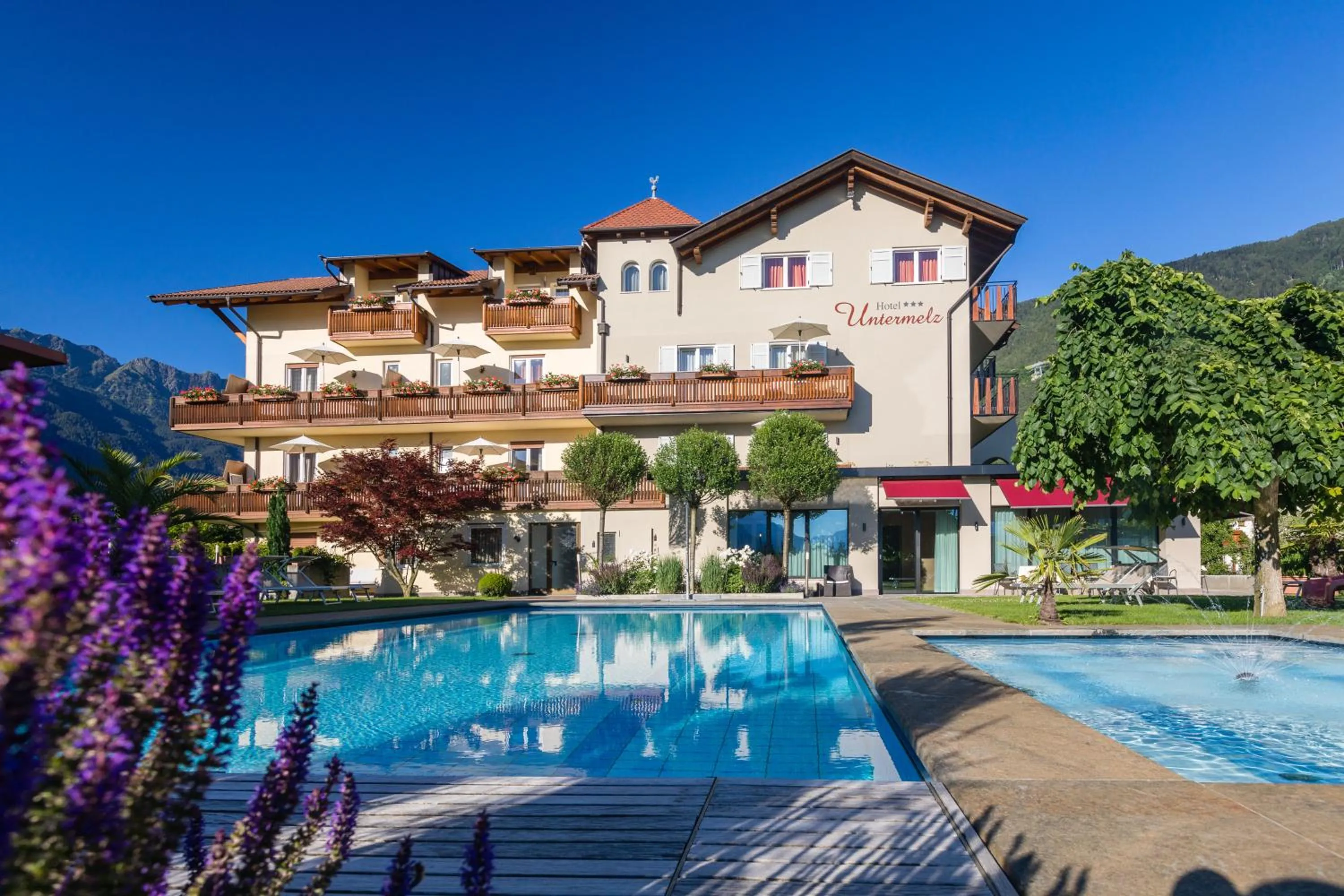 Property building in Hotel Untermelz