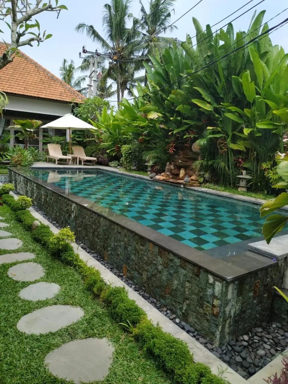 Uma Dhari Villa by Prasi