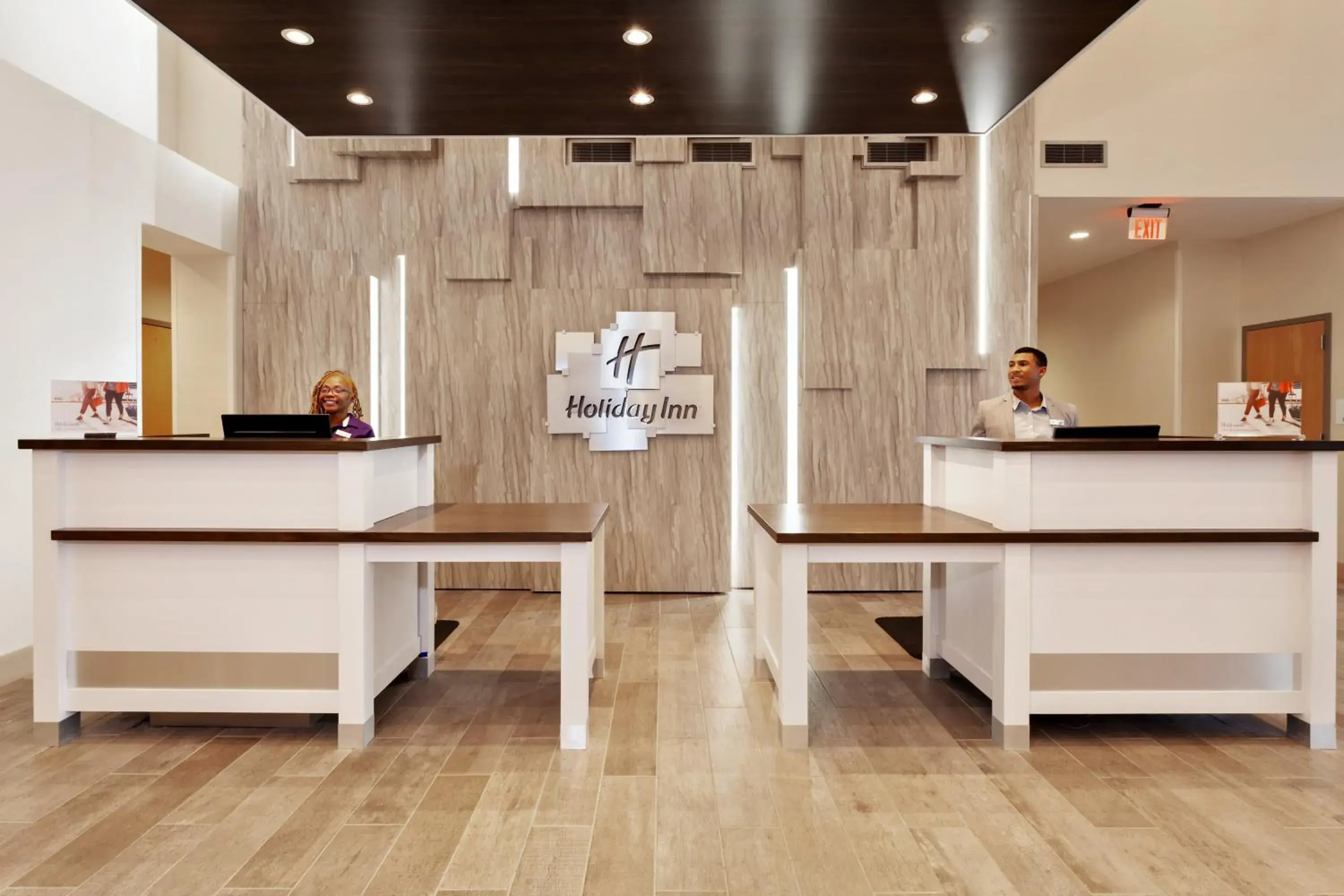 Property building in Holiday Inn - Tallahassee E Capitol - Univ by IHG Property building in Holiday Inn - Tallahassee E Capitol - Univ by IHG