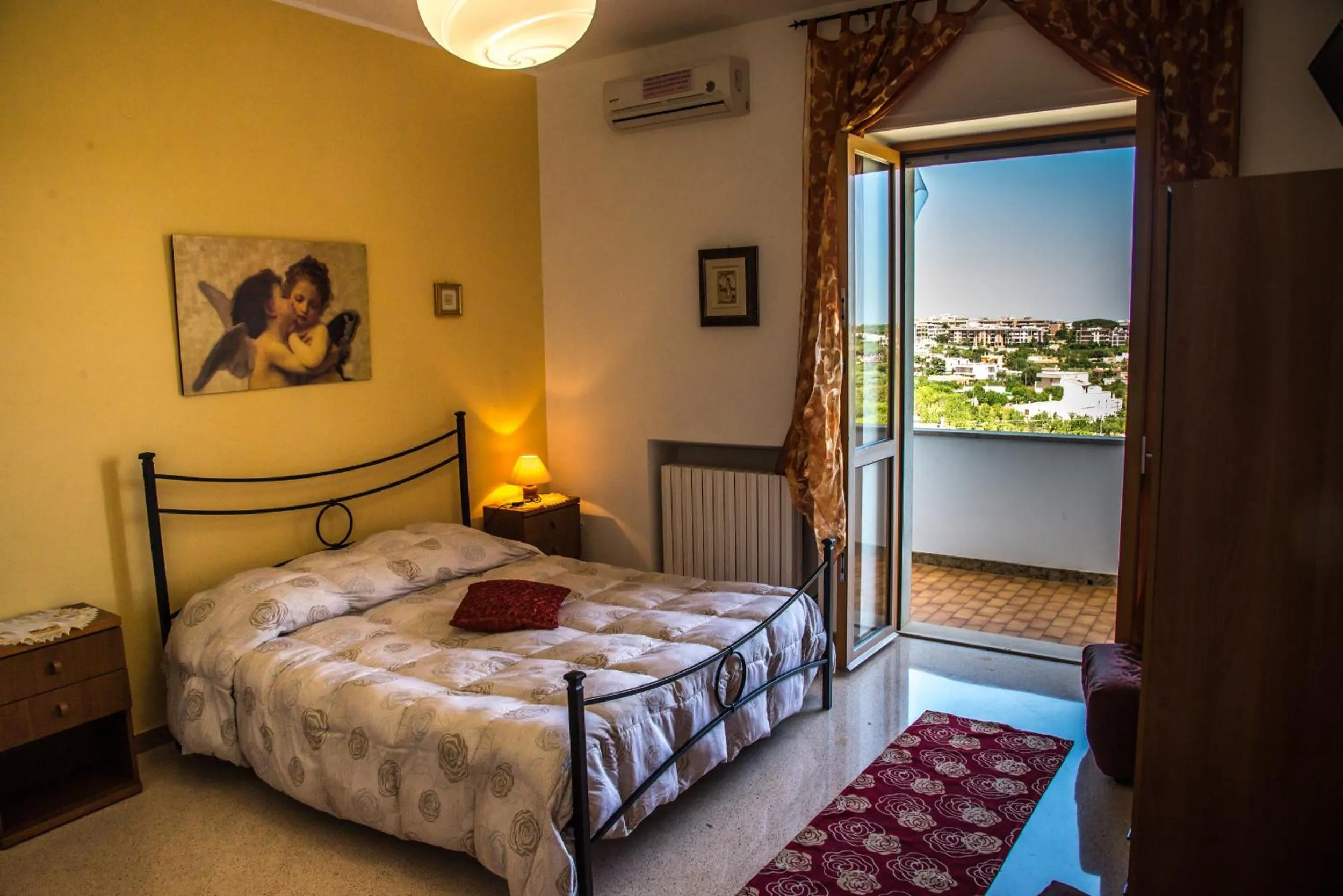 Bed in B&B Casa Mariangi
