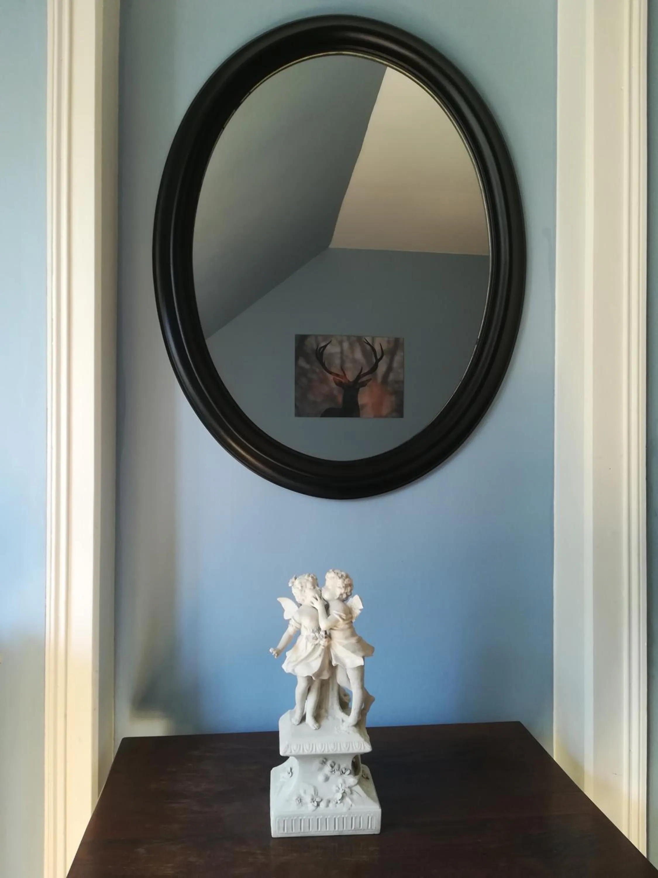 Decorative detail in Maison Angulus Ridet