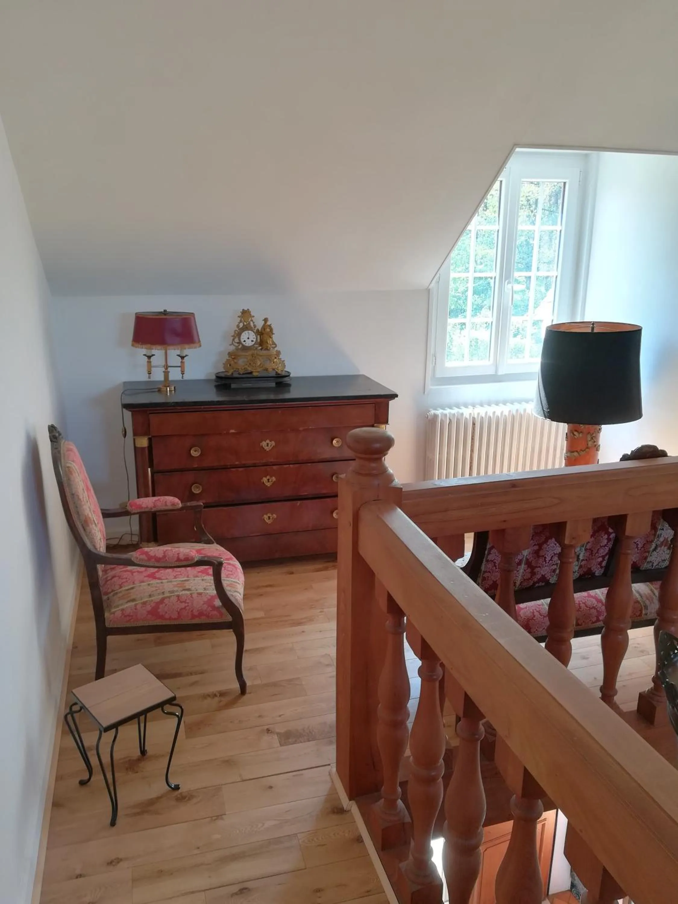 Decorative detail in Maison Angulus Ridet