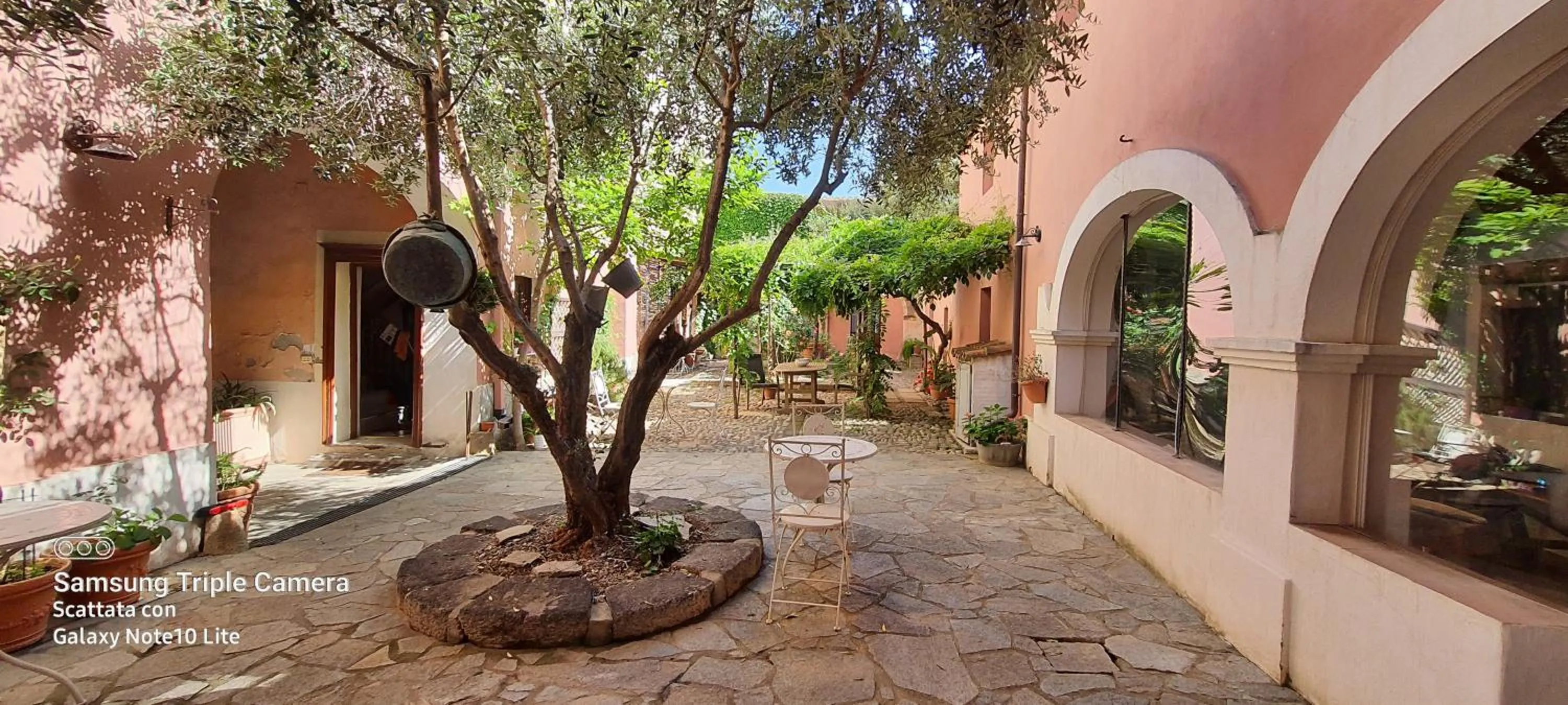 Casa Camboni-Dimora Storica Bed & Breakfast