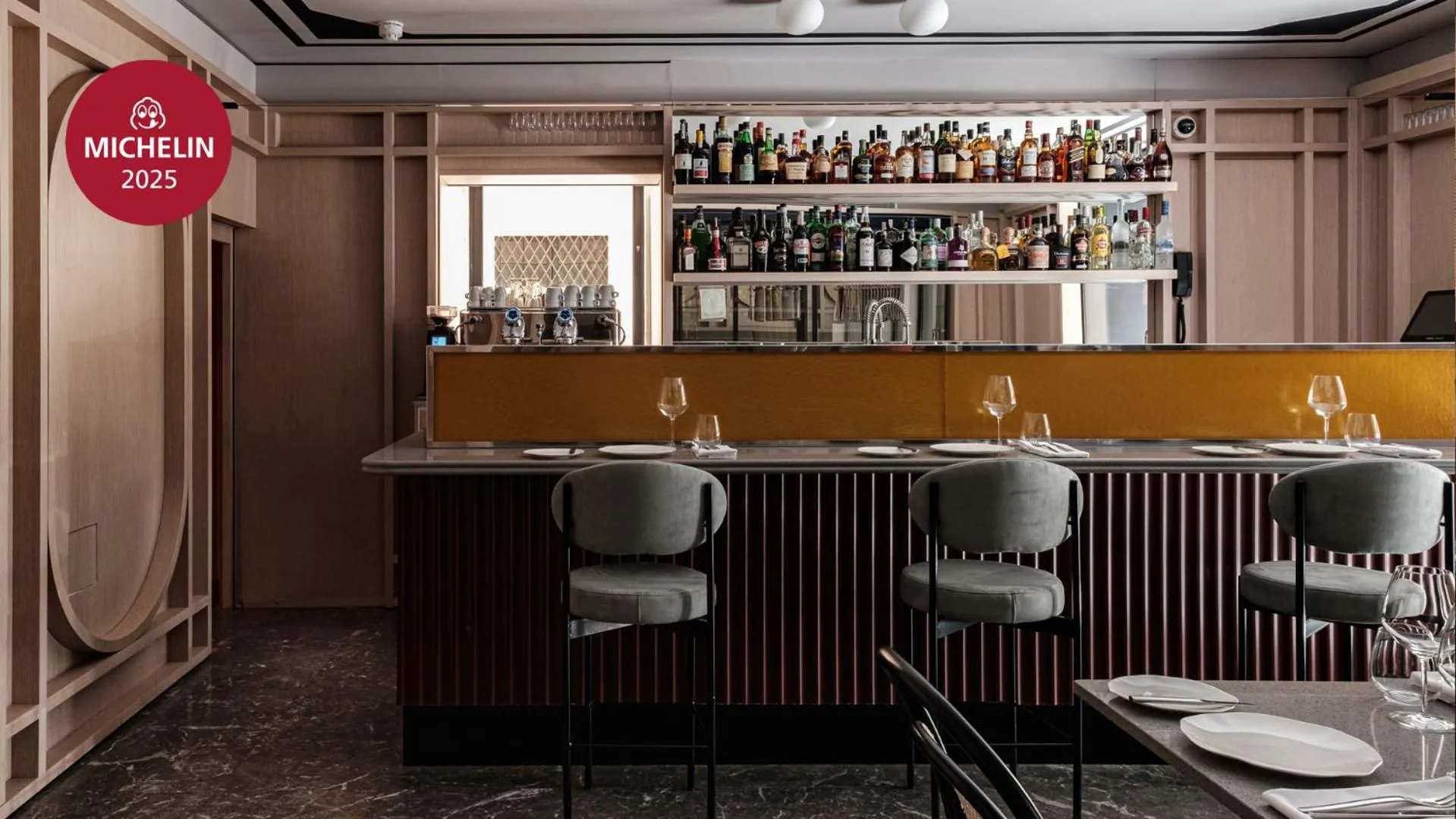 Restaurant/places to eat in Rosselli