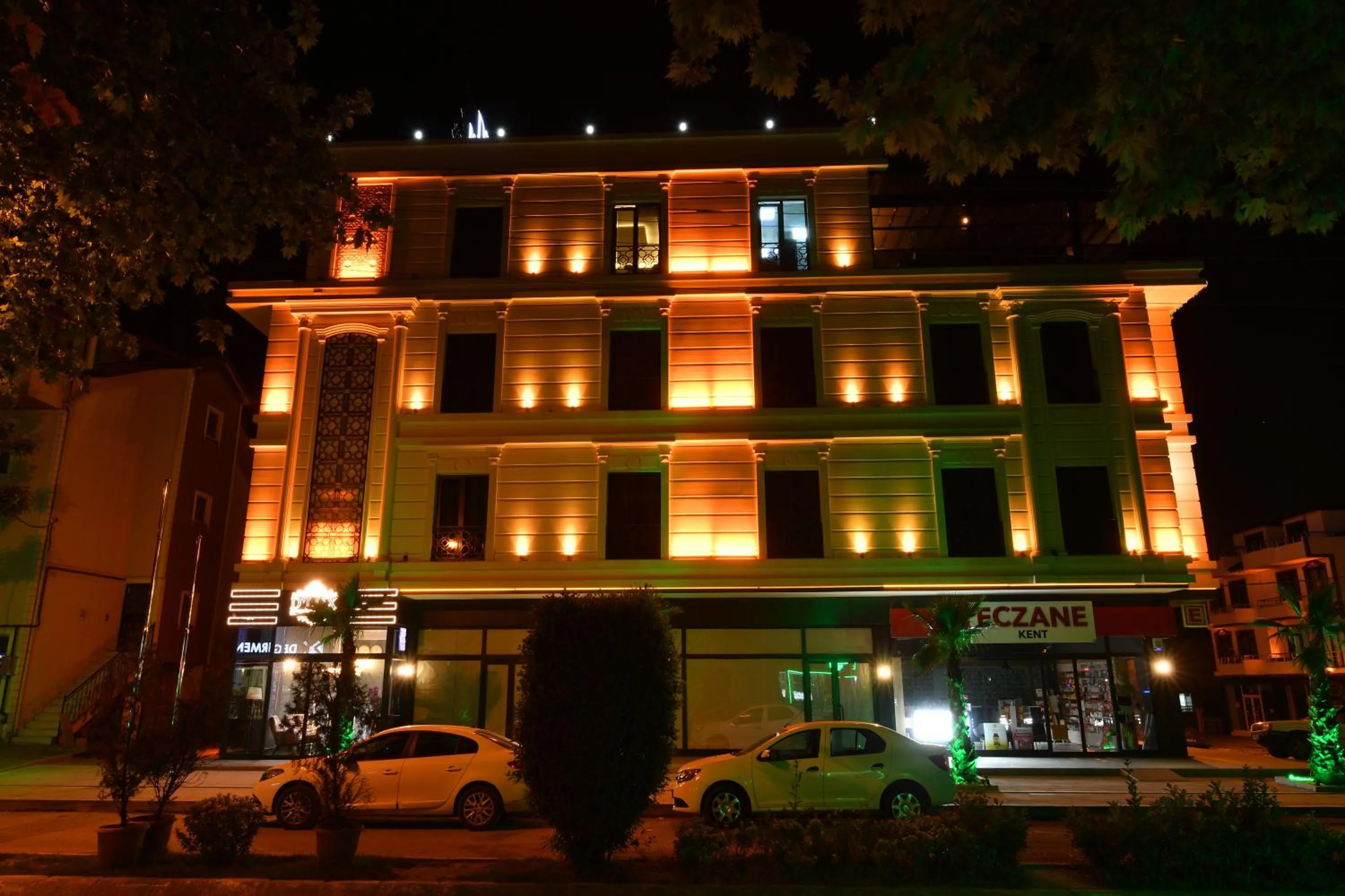 Property building in D'LUX BOUTİQUE HOTEL