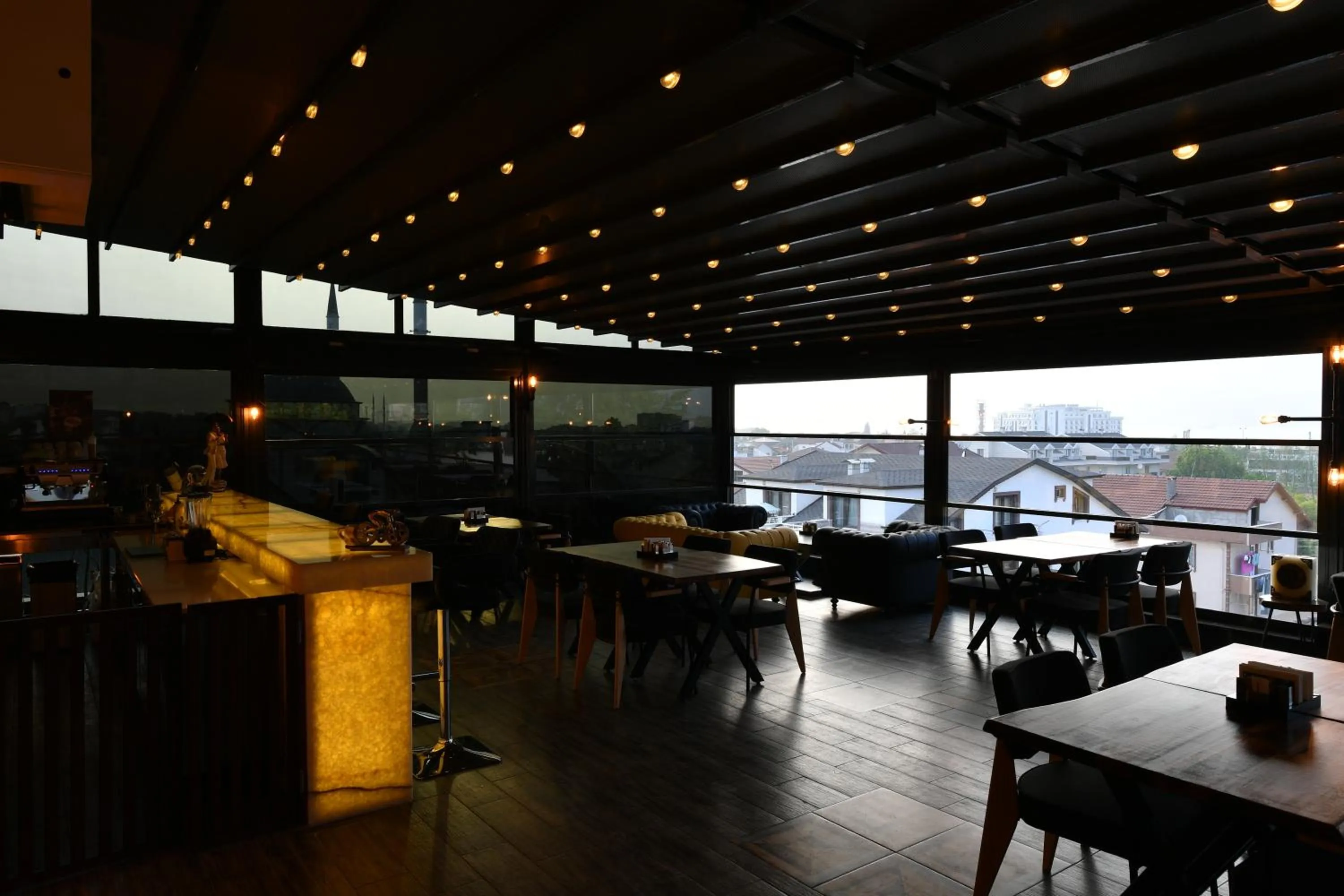 D'LUX BOUTİQUE HOTEL