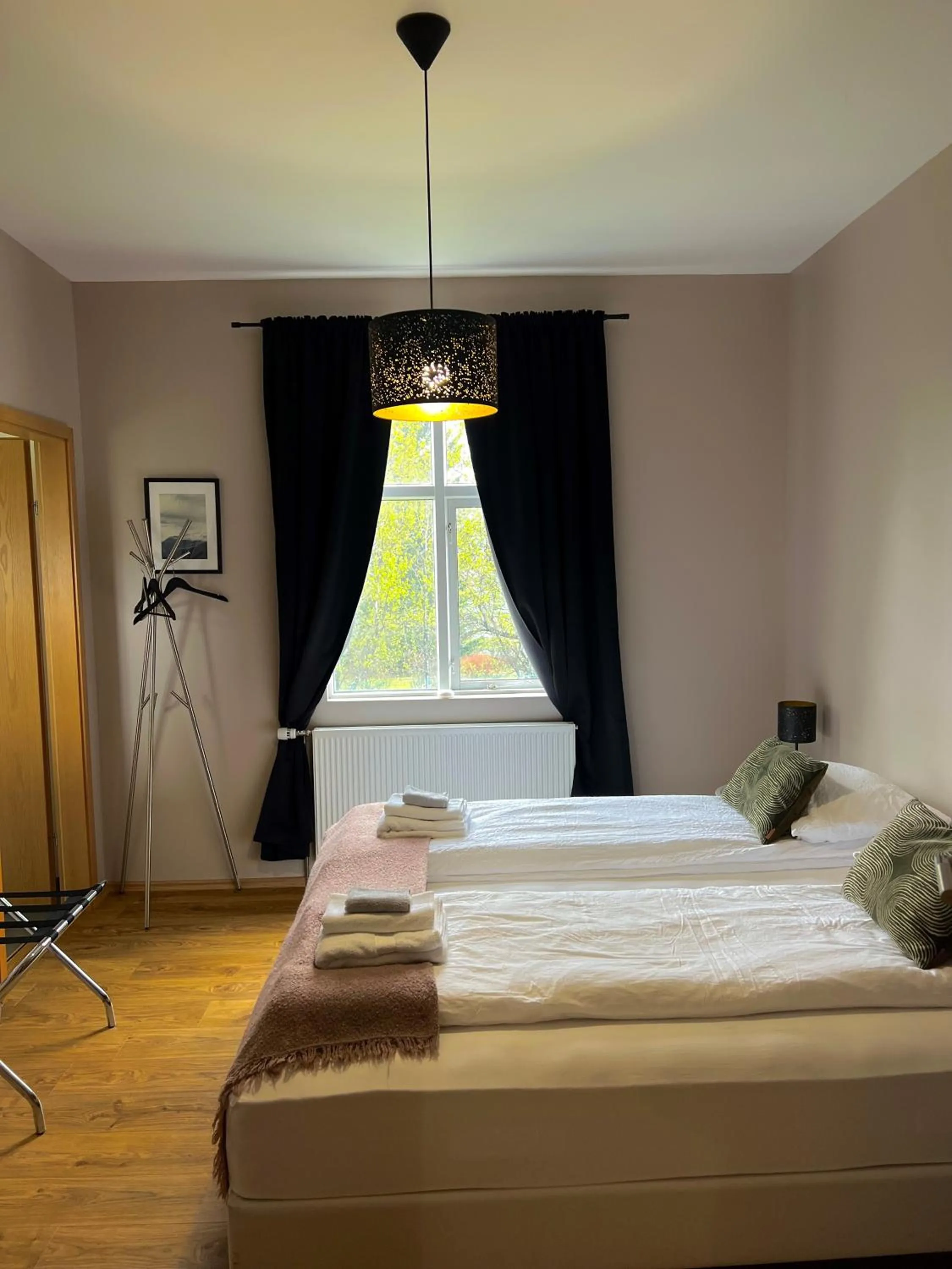 Property building, Bed in Bjork Guesthouse