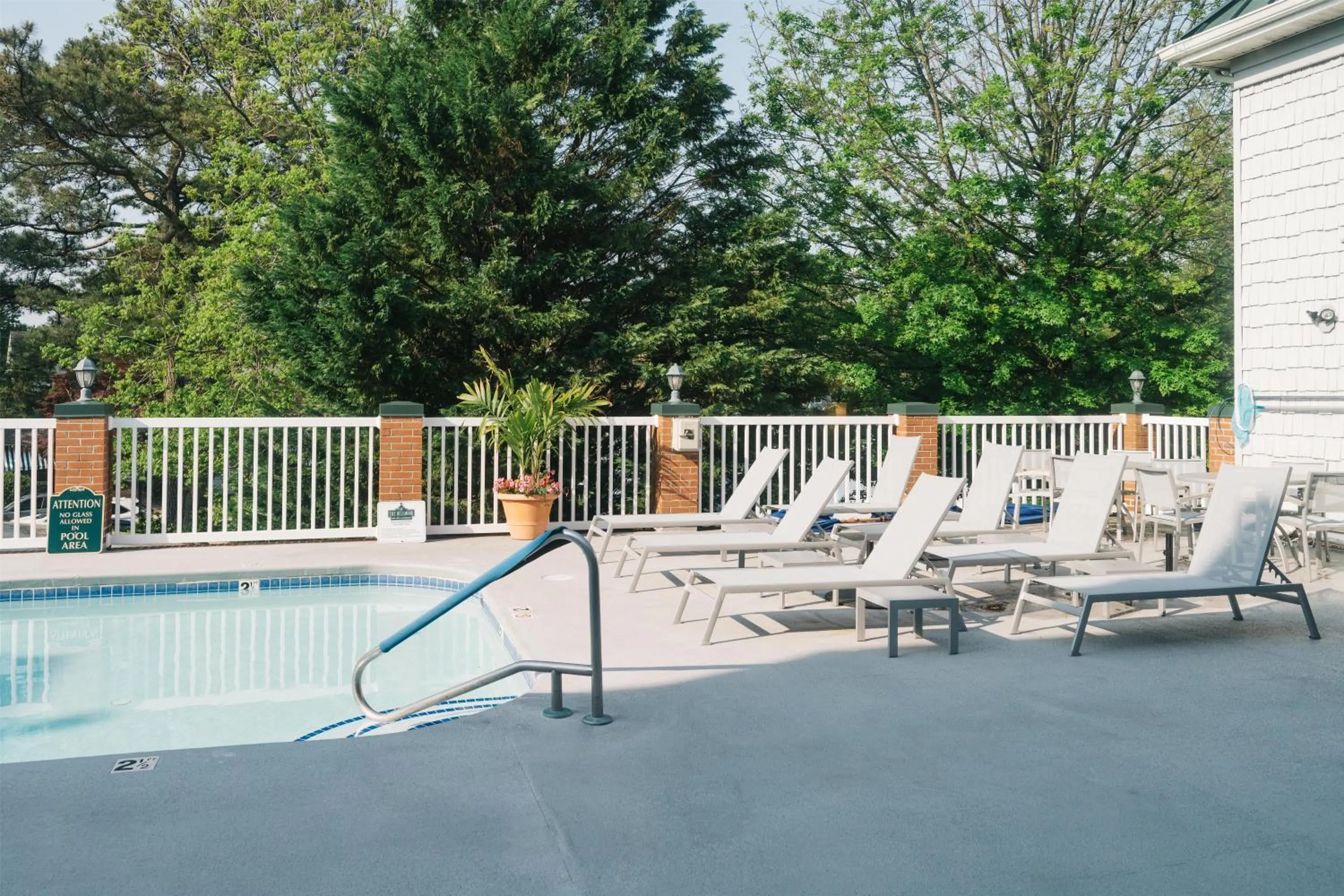 Pool view in The Bellmoor Inn and Spa