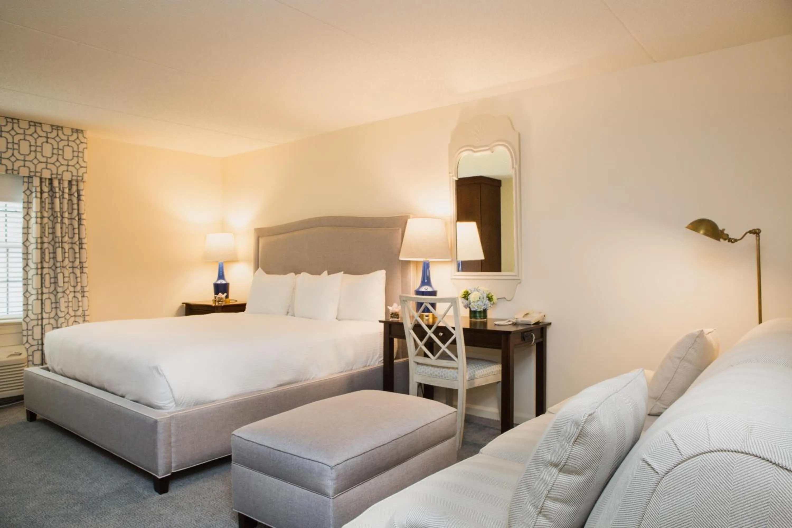 Photo of the whole room, Bed in The Bellmoor Inn and Spa