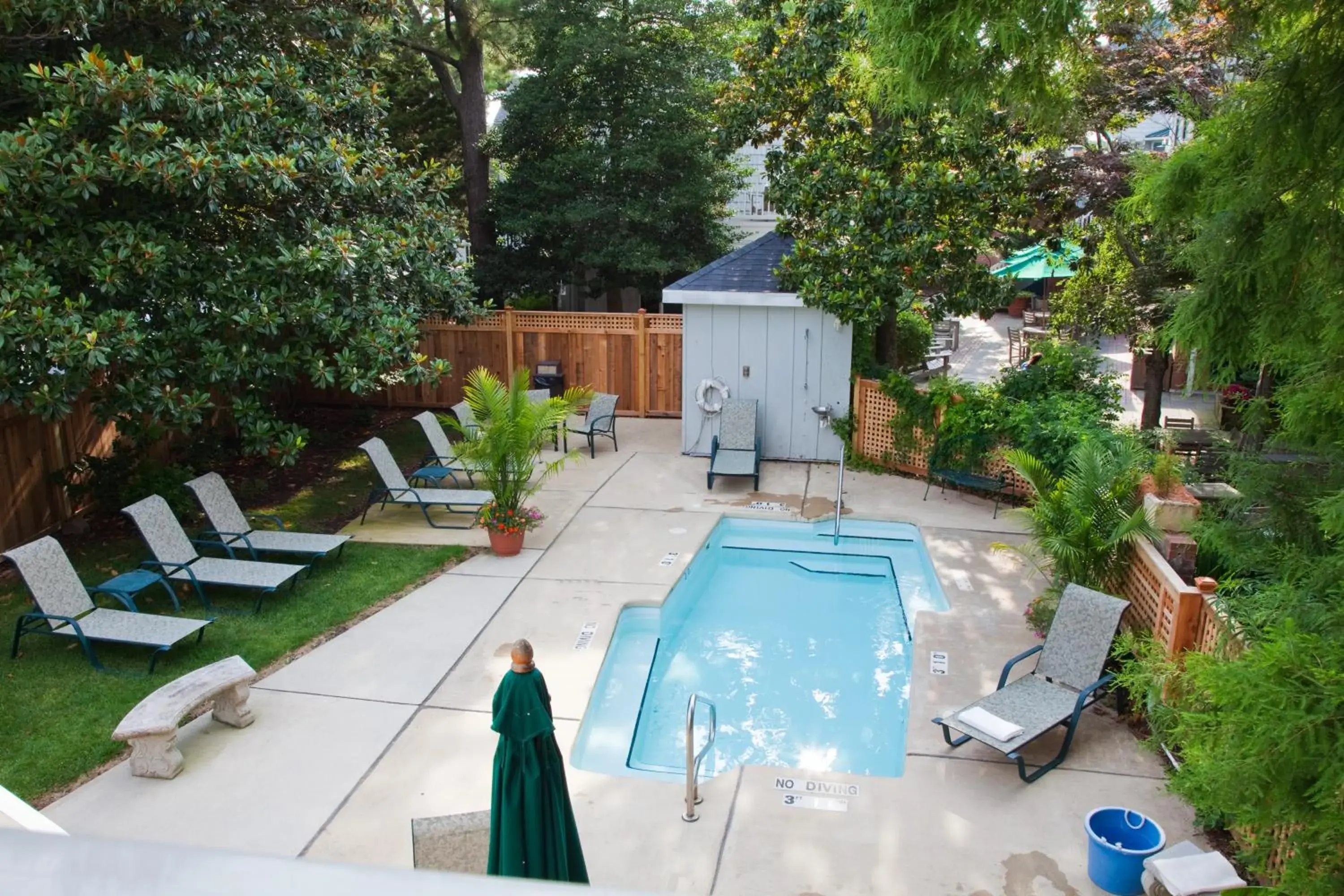 Swimming pool in The Bellmoor Inn and Spa Swimming pool in The Bellmoor Inn and Spa