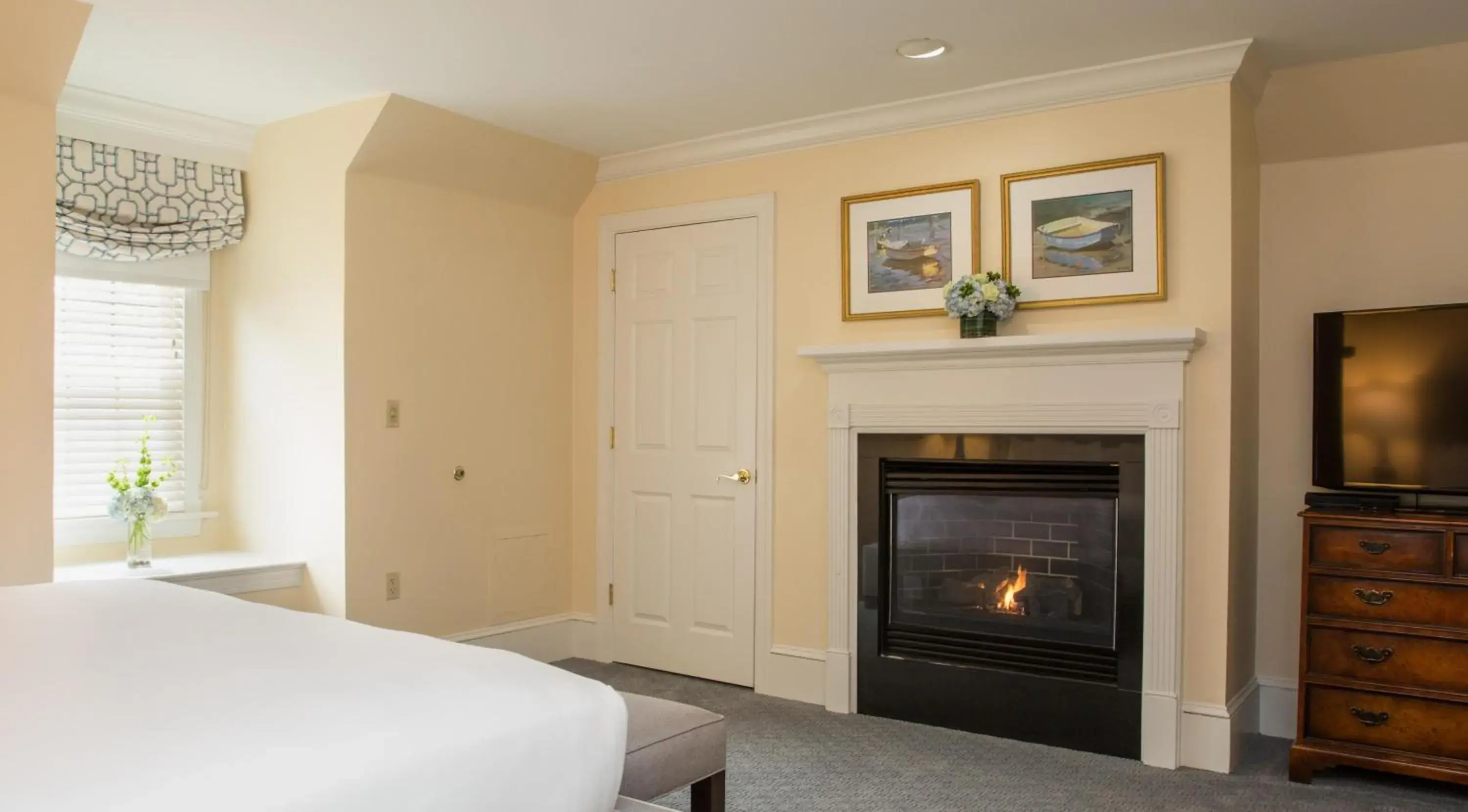 Photo of the whole room, Bed in The Bellmoor Inn and Spa Photo of the whole room, Bed in The Bellmoor Inn and Spa