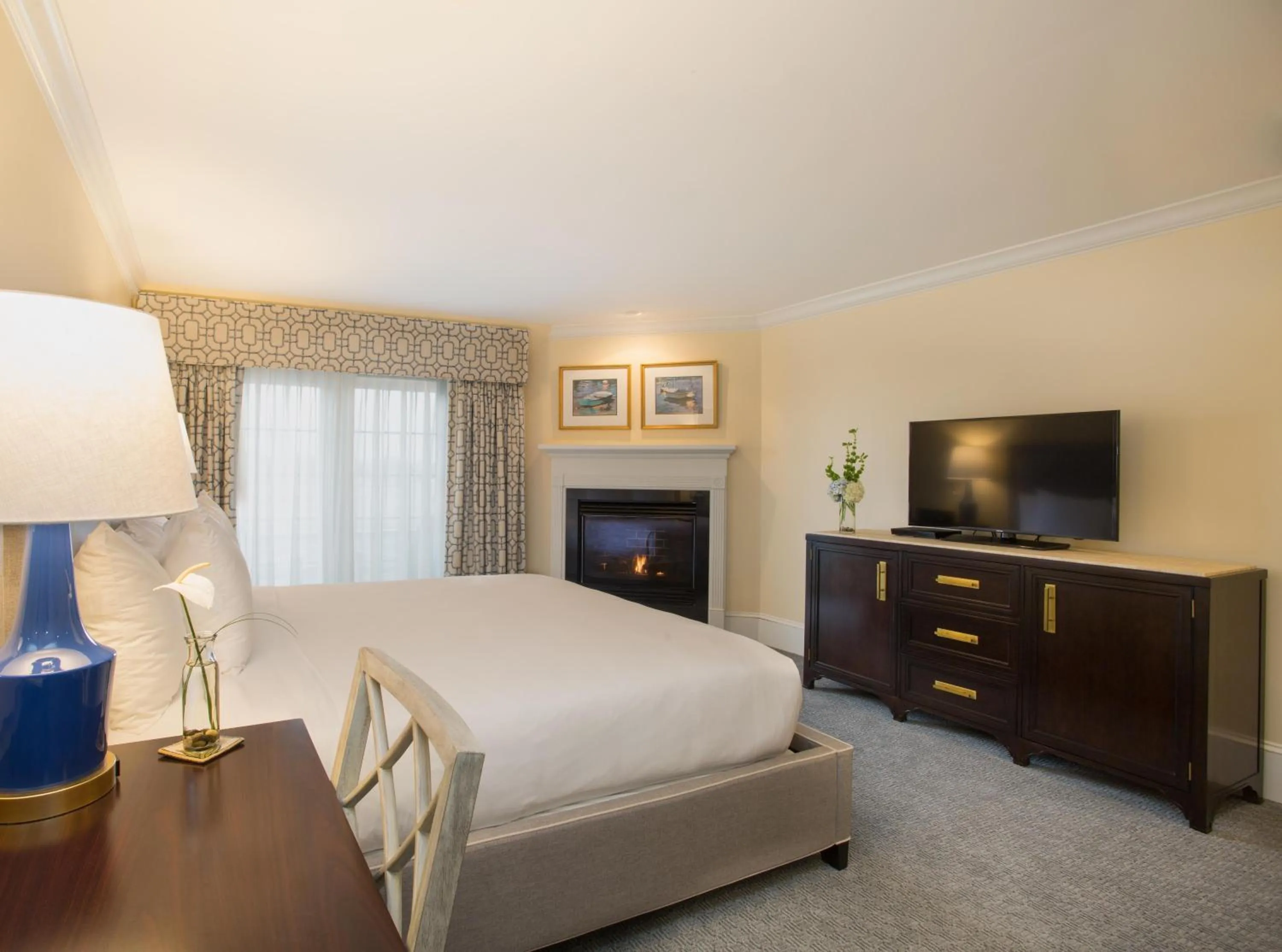 Photo of the whole room, Bed in The Bellmoor Inn and Spa