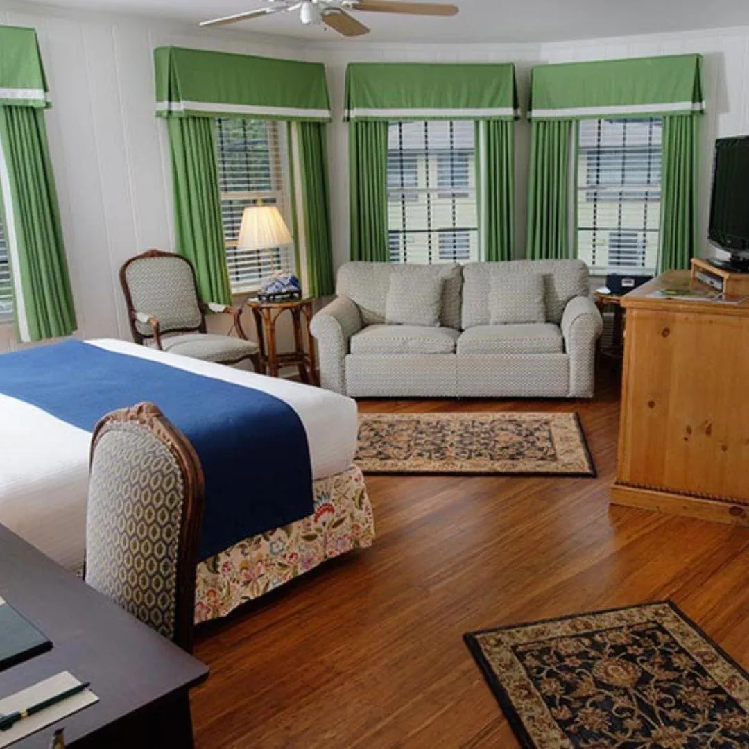 Bedroom, Bed in The Bellmoor Inn and Spa