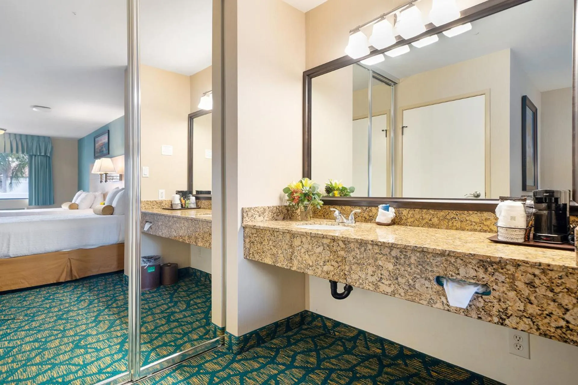 Bathroom in Casablanca Inn