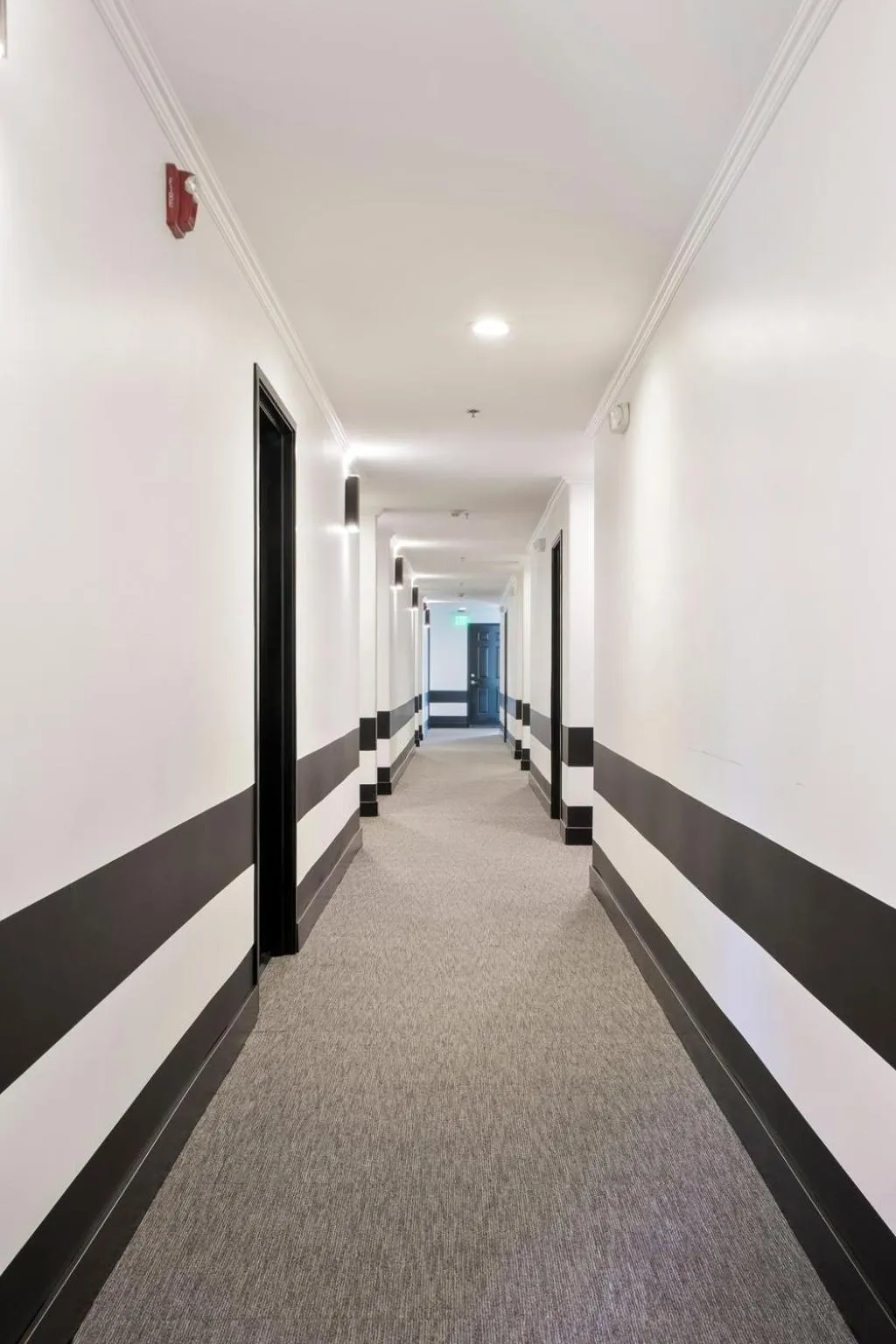 Property building in Casablanca Inn