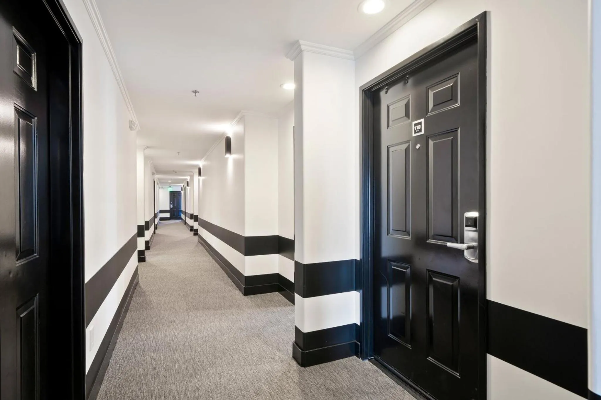 Property building in Casablanca Inn