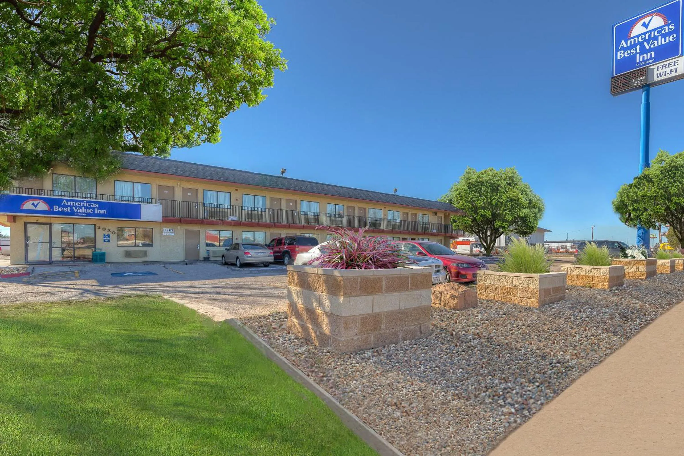 Property building in Americas Best Value Inn Amarillo Airport/Grand Street