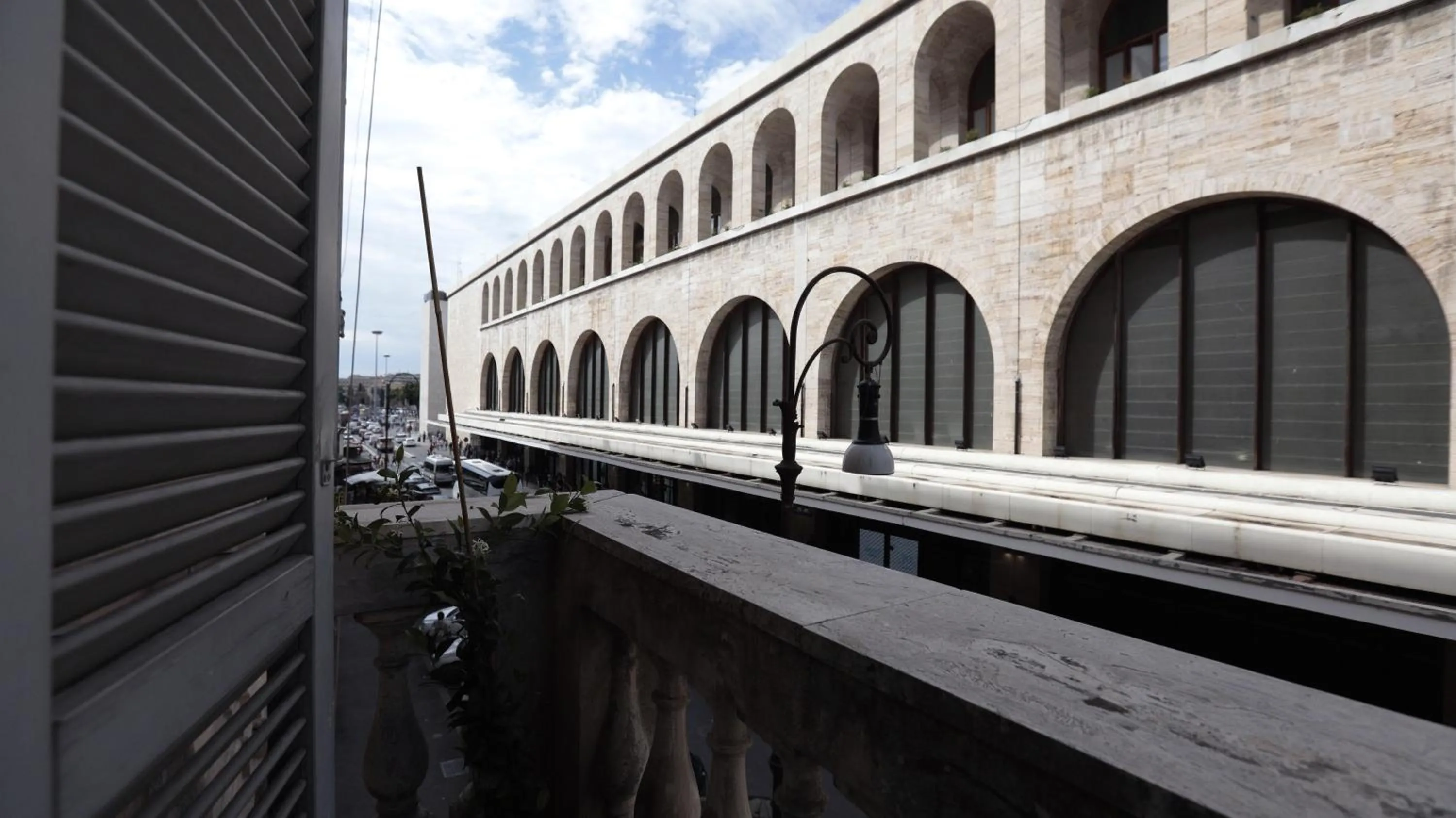 Property building in Suite Inn Rome