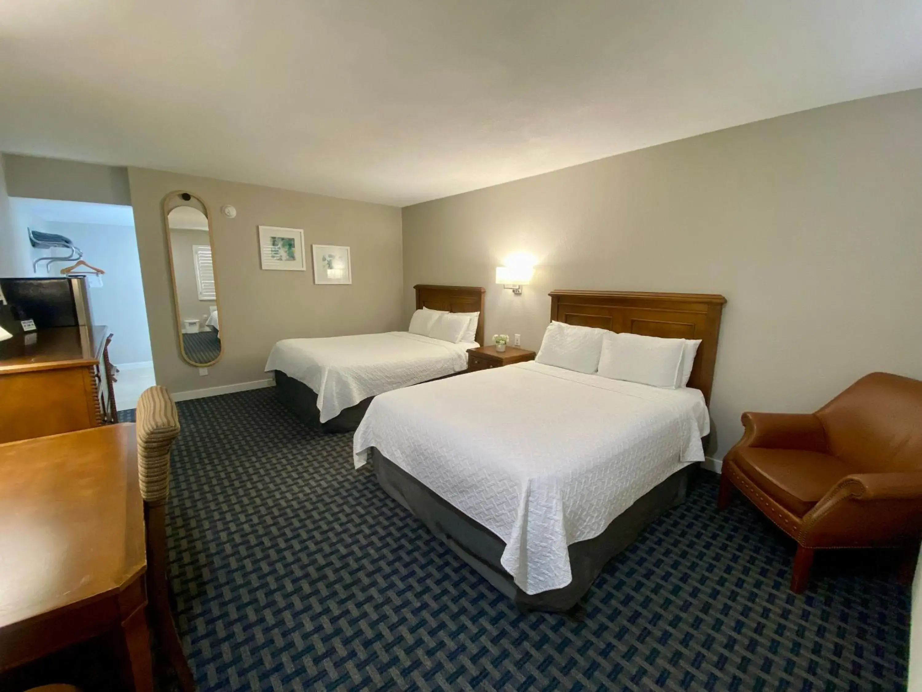 Bedroom, Bed in Welcome Inn Bedroom, Bed in Welcome Inn